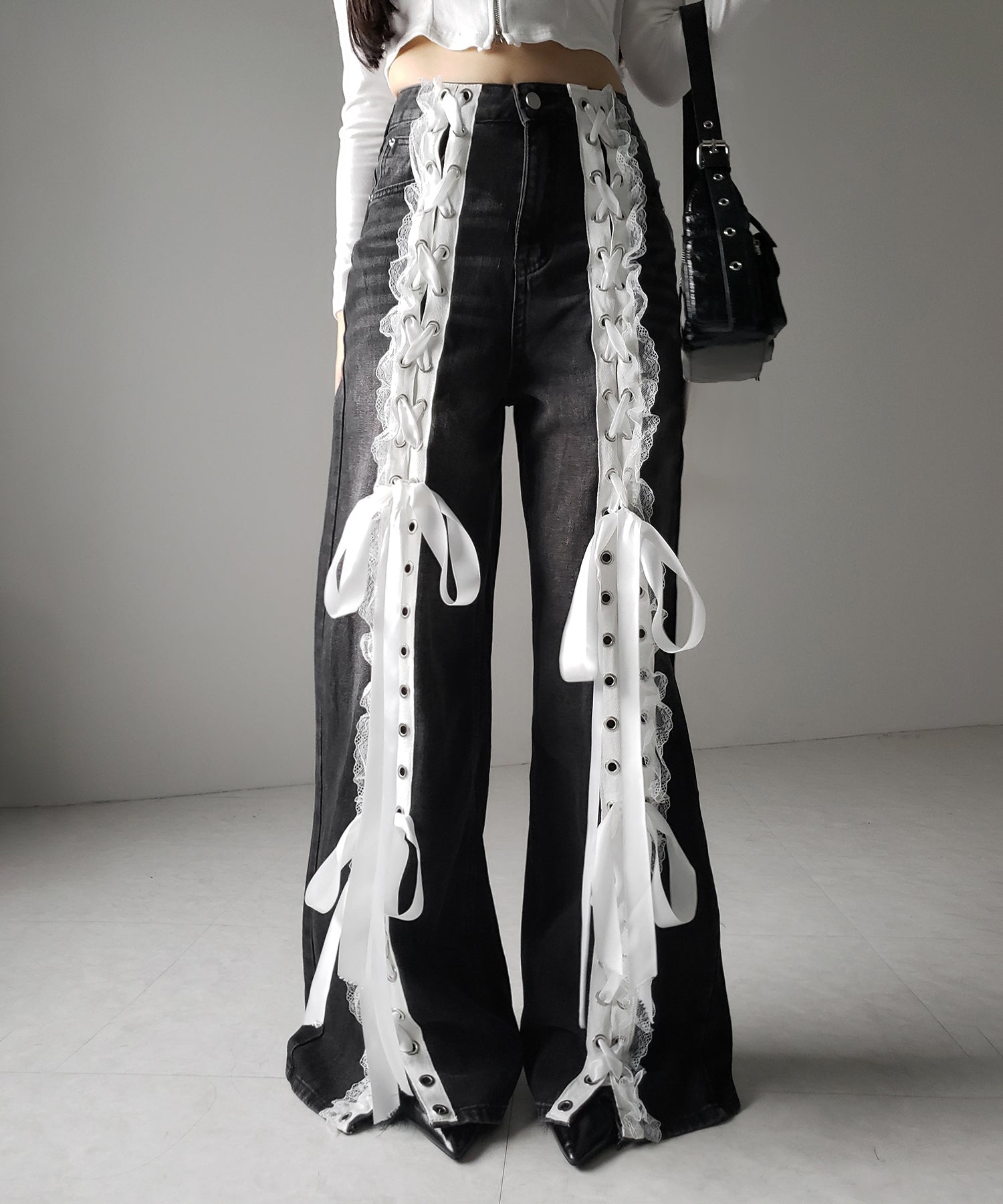 サテンリボンレースアップワイドデニムパンツ / satin ribbon lace up wide denim pants