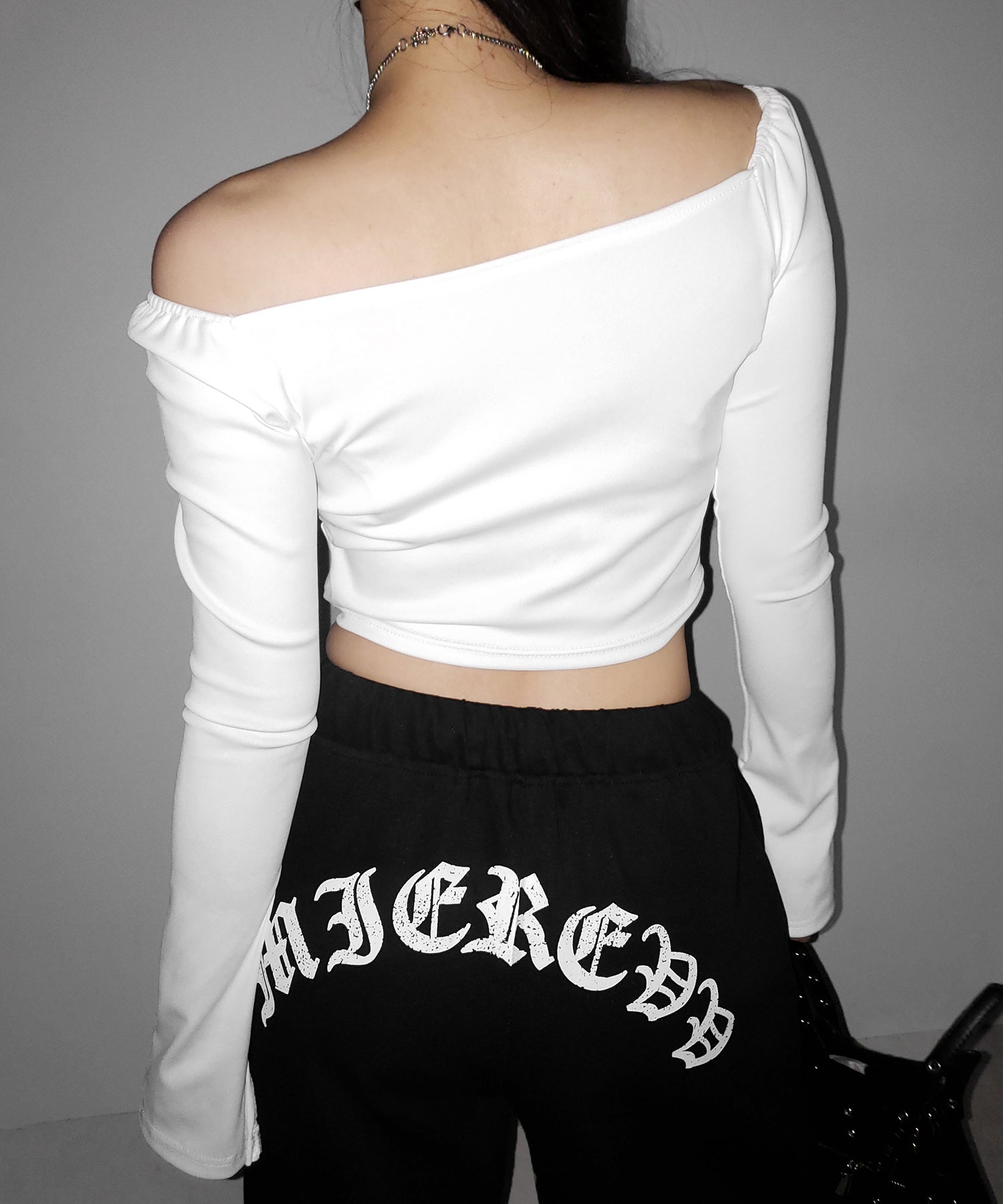 グランジロゴバックプリントスウェットワイドパンツ / grunge logo back print sweat wide pants