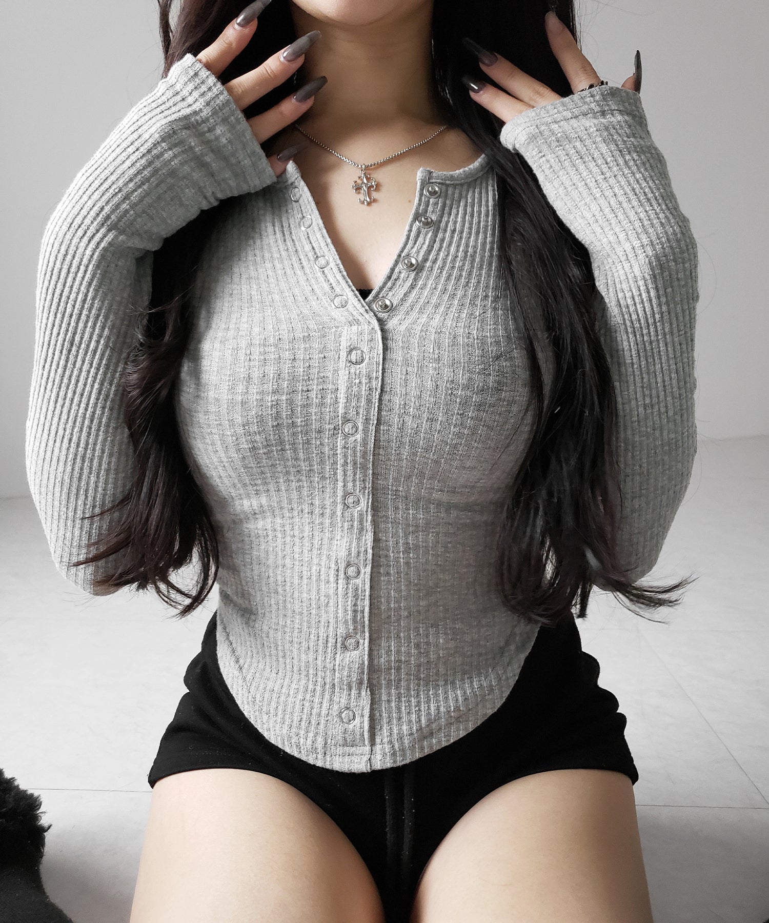 スナップボタンタイトリブカットソートップス / snap button tight ribbed cutsew tops
