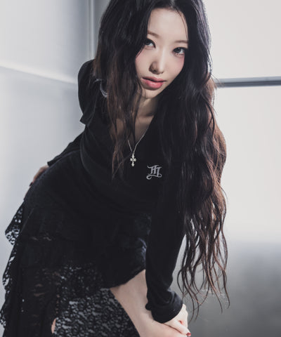 M LOGO スキッパーショートTシャツ / M LOGO skipper neck short T-shirt