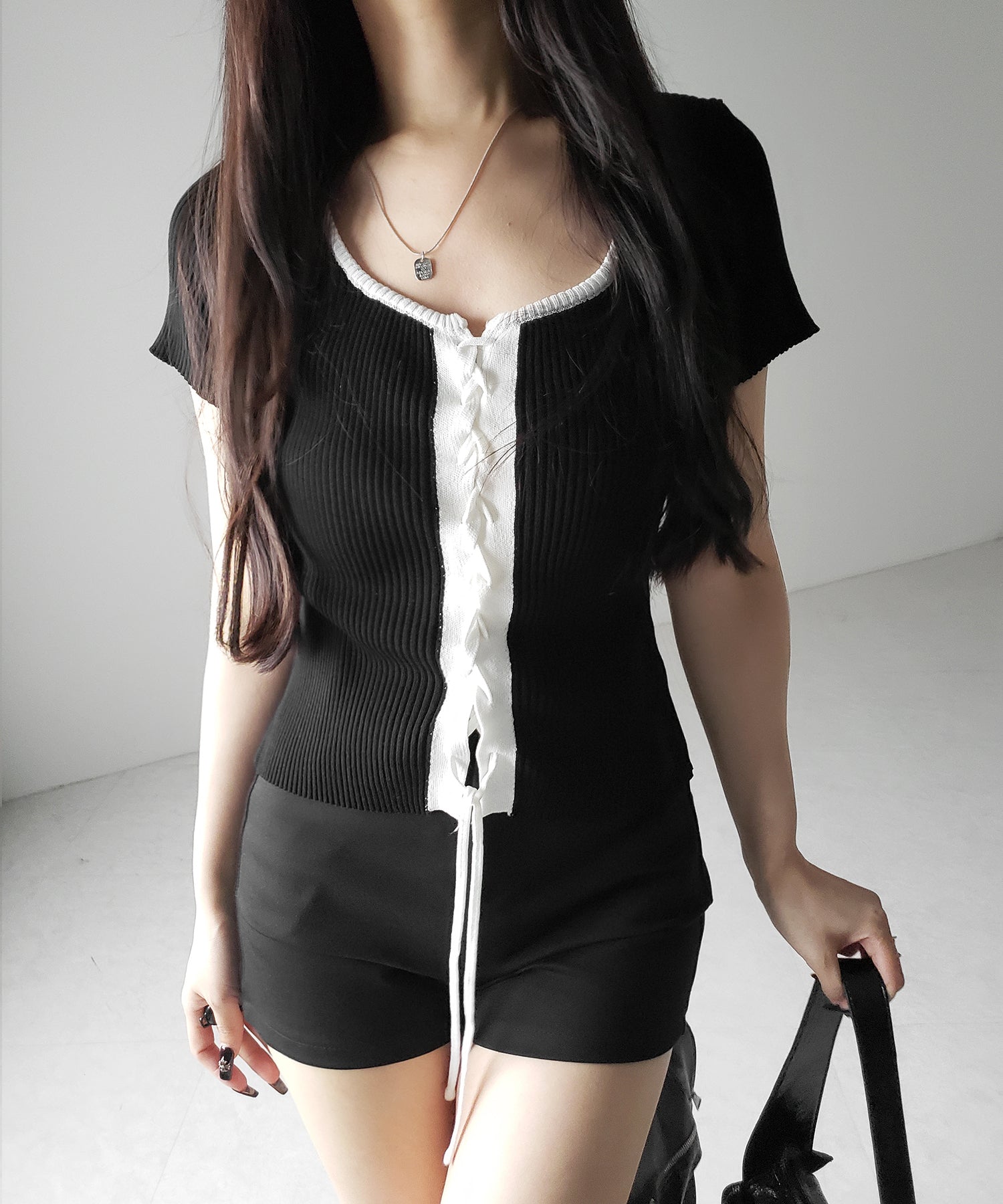 半袖レースアップスリムニットトップス / short-sleeve lace up slim knit tops