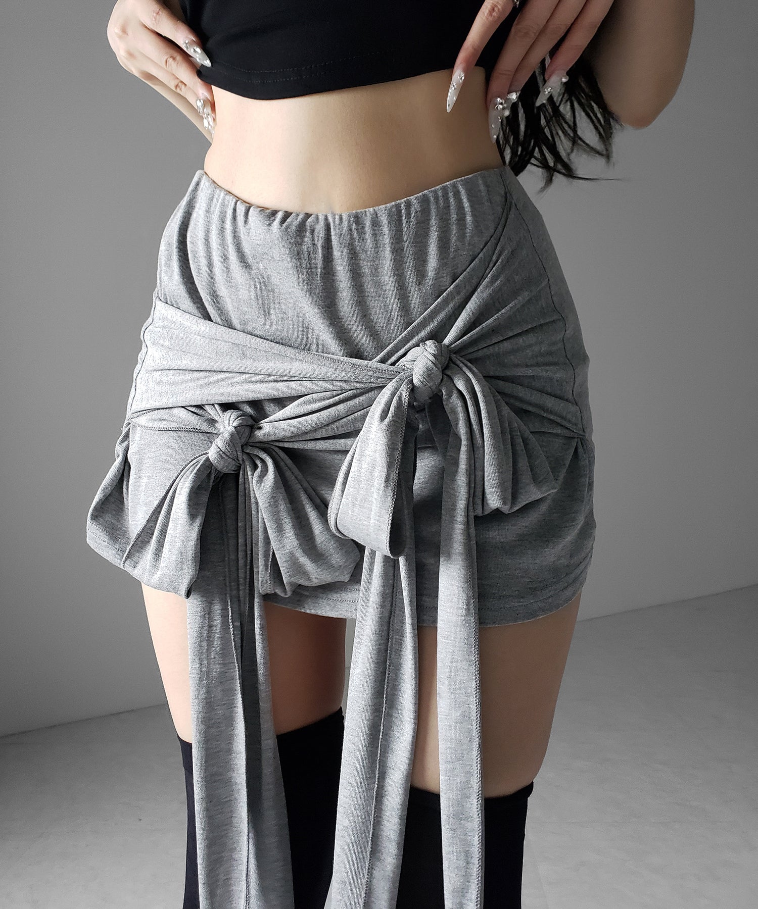 ダブルレイヤードリボンドレープミニスカパン / double layered ribbon draped mini skirt pants