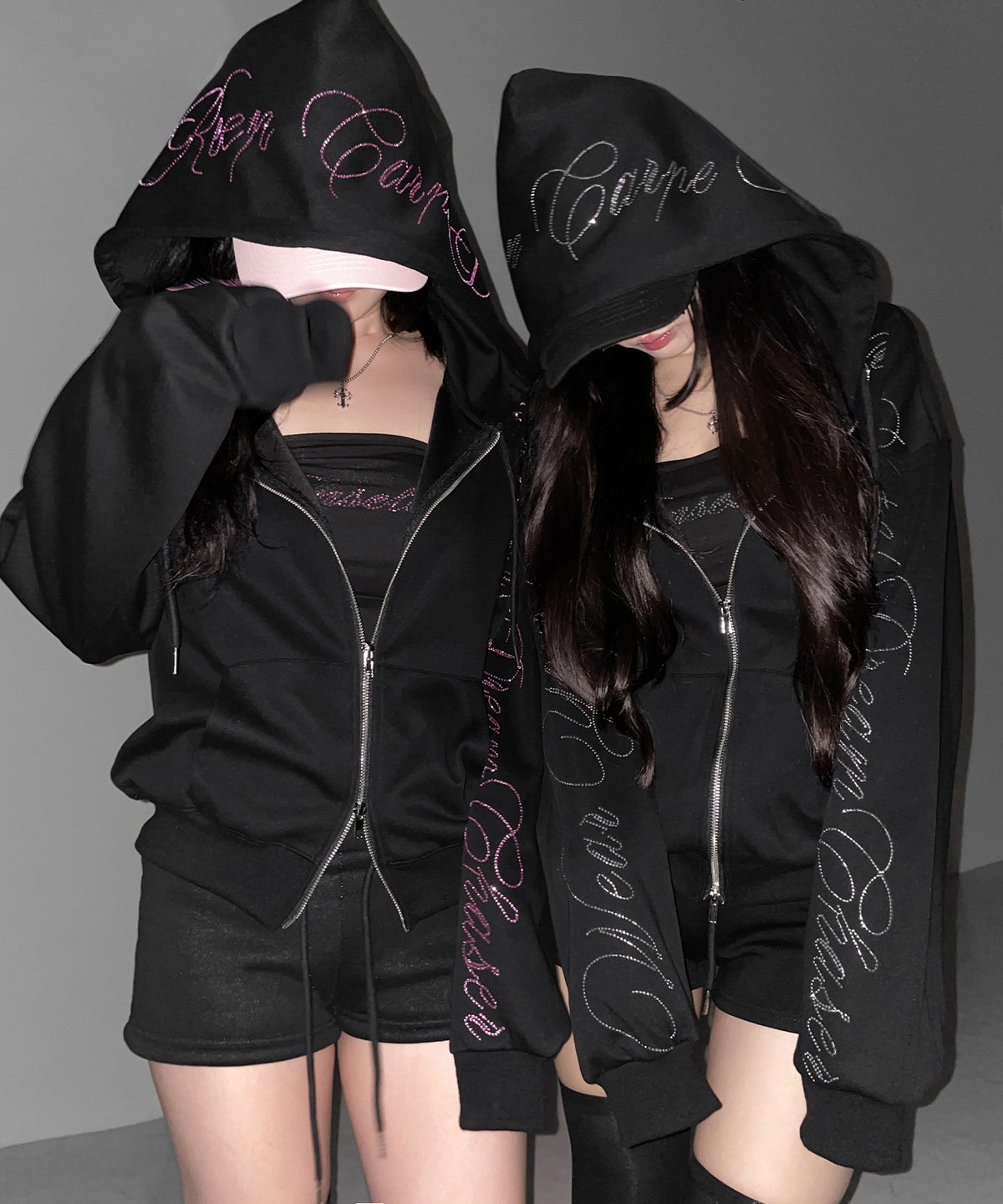 【 セットアップ可能 】ラインストーンロゴダブルジップパーカー / Rhine stone logo double zip hoodie