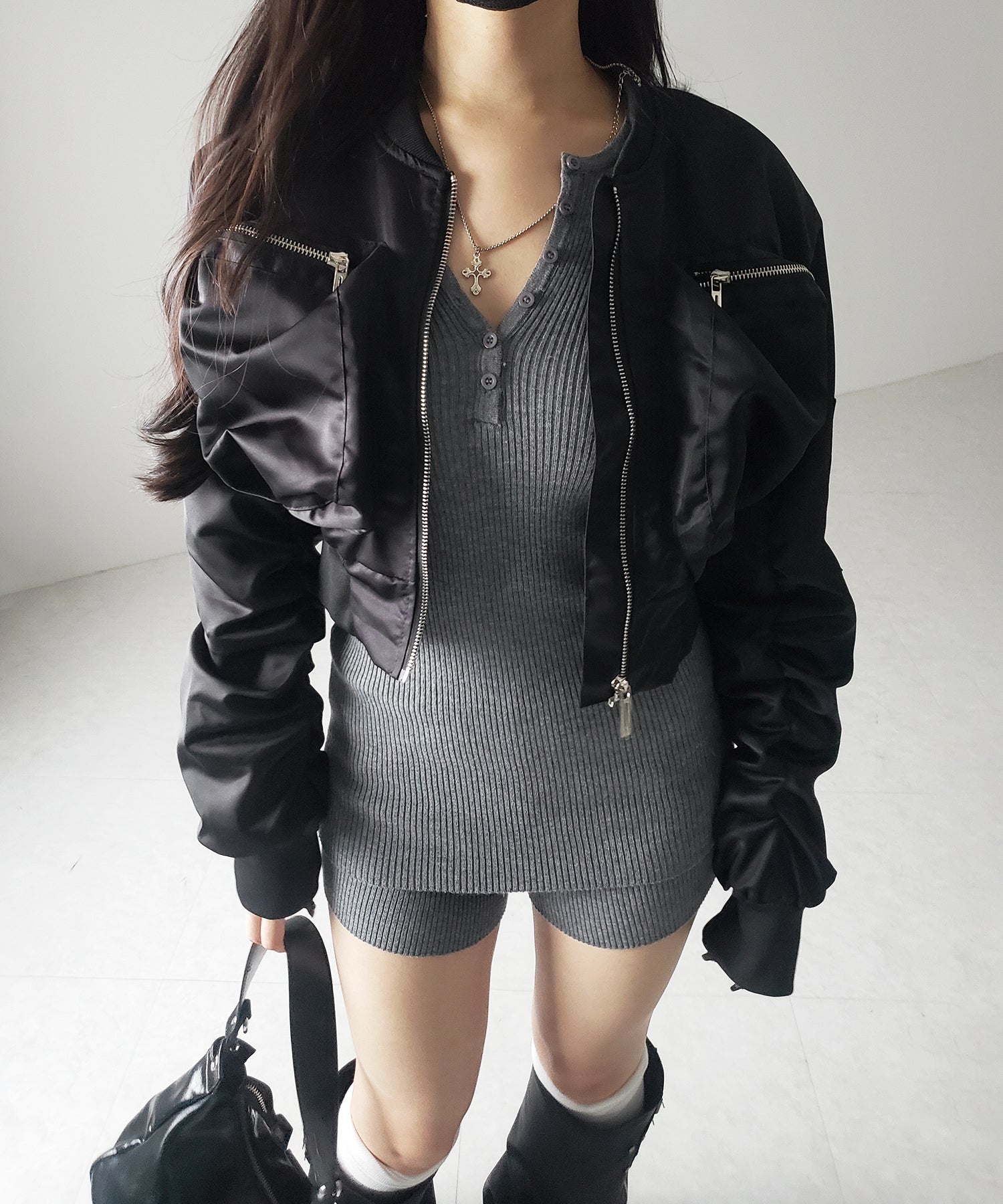 【 セットアップ 】ヘンリーネックスリムリブニットトップス&ニットショートパンツ SET / henley neck slim rib knit tops & knit short pants SET