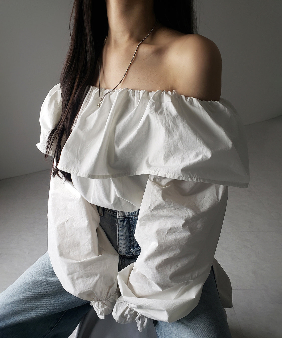 オフショルダーフリルショートブラウス /off shoulder frill short blouse
