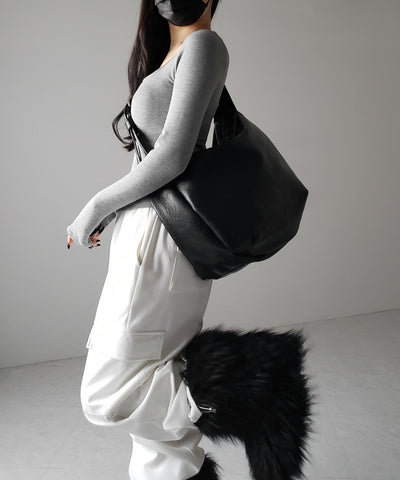 【 A4収納可 】ハトメデザインベルテッドワンハンドルショルダーバッグ / Eyelet design belted onehandle shoulder bag