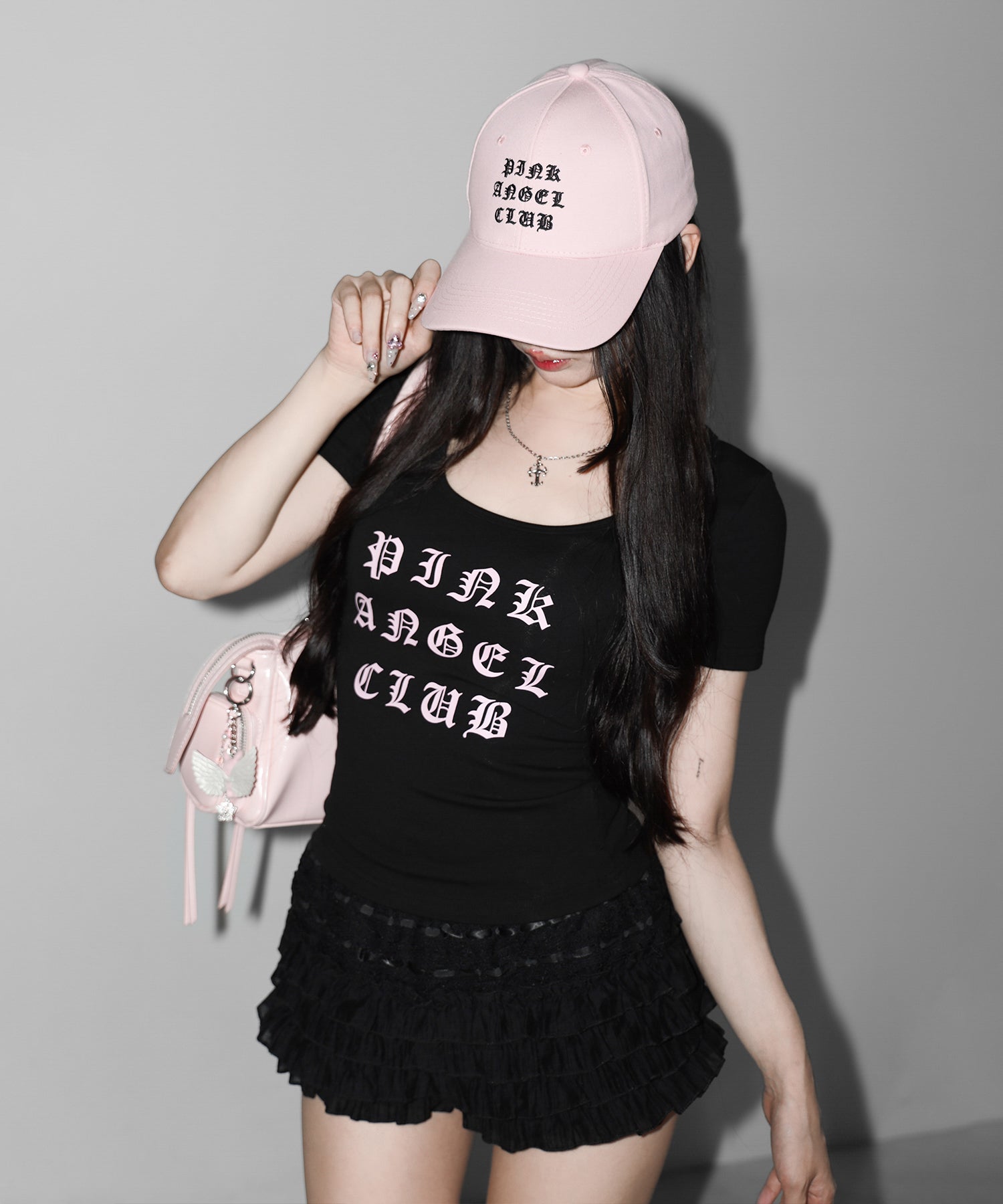【 PINK ANGEL CLUB 】 GRUNGE LOGO embroidery CAP / グランジロゴ刺繍キャップ