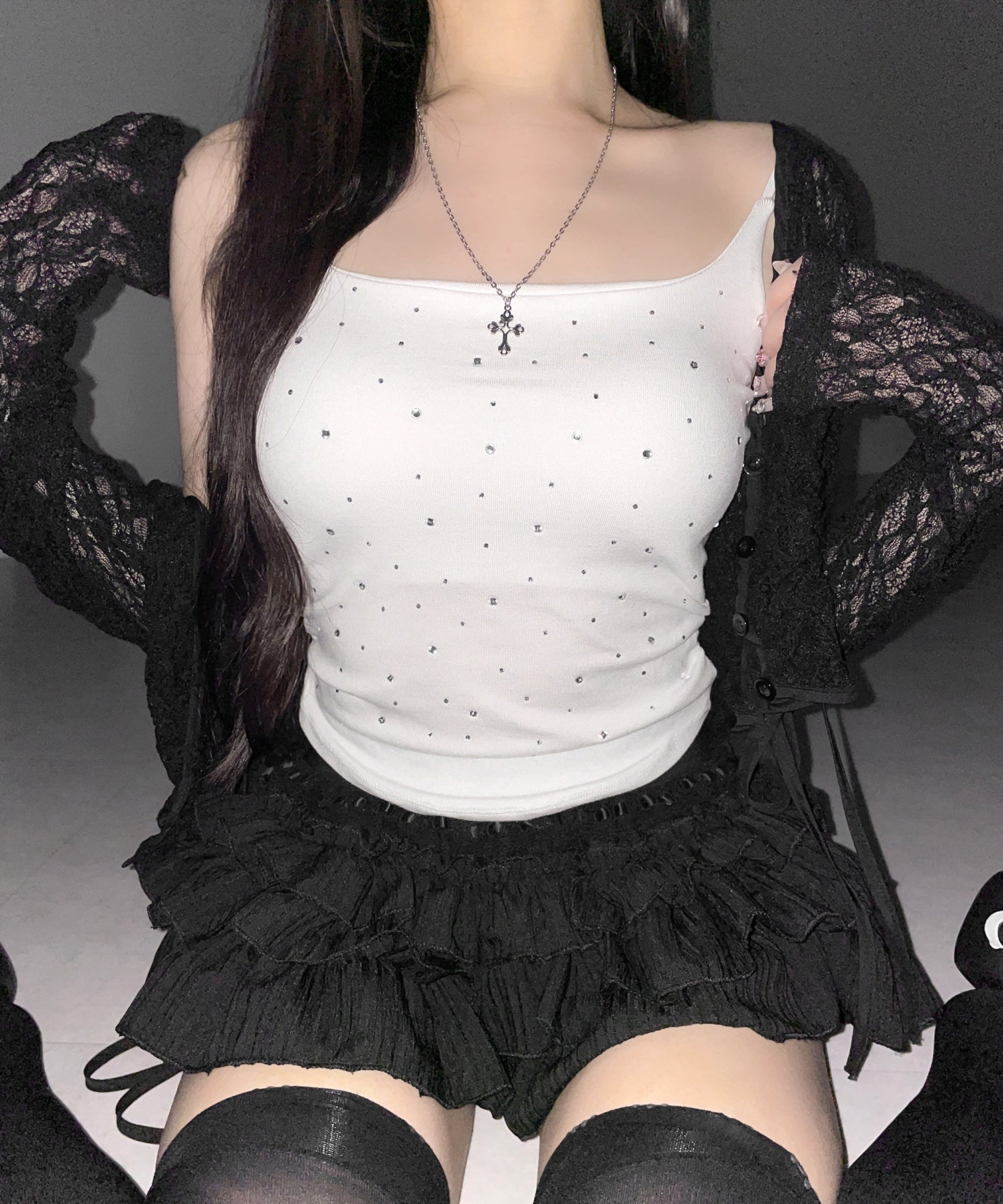 ラインストーンスクエアネックスリムキャミソール / Rhinestone square neck slim camisole