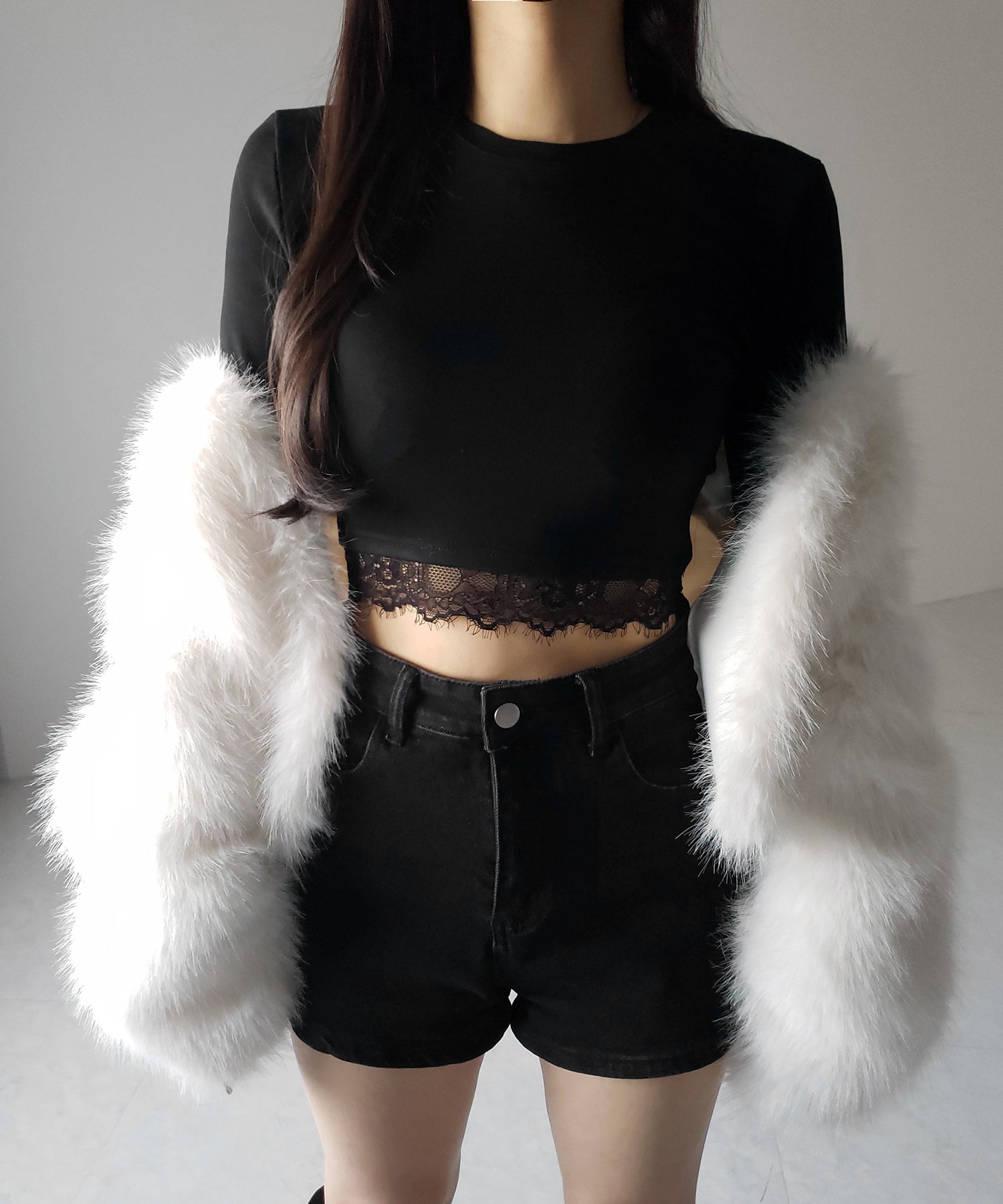 【 裏起毛 】裾レースドッキングショートTシャツ / hem lace docking short Tee