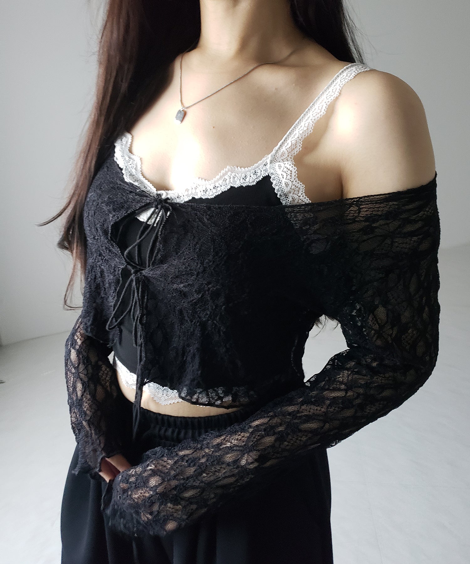 【 3color 】バイカラーレースクロップドリブキャミソール / bicolor lace cropped rib camisole