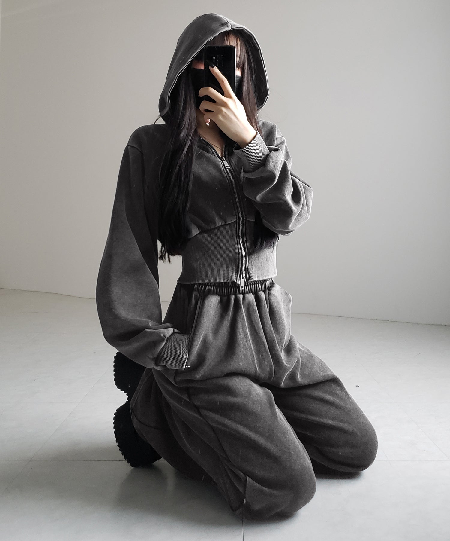 【 セットアップ 】ピグメントヴィンテージショートパーカー + ワイドパンツ SET / pigment vintage short hoodie + wide pants SET