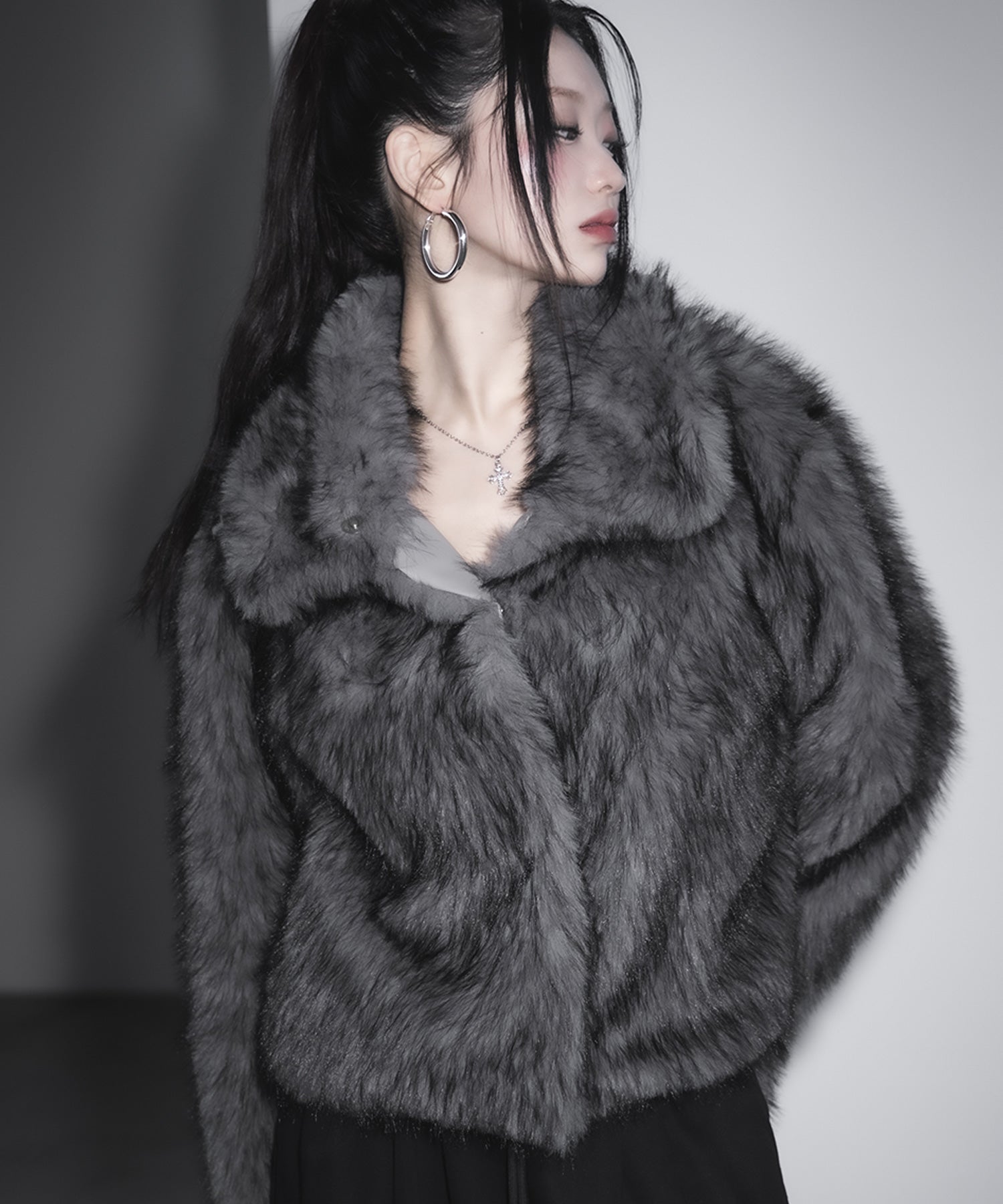 スタンドカラーミックスファーショートコート / stand-collar mix fur short coat