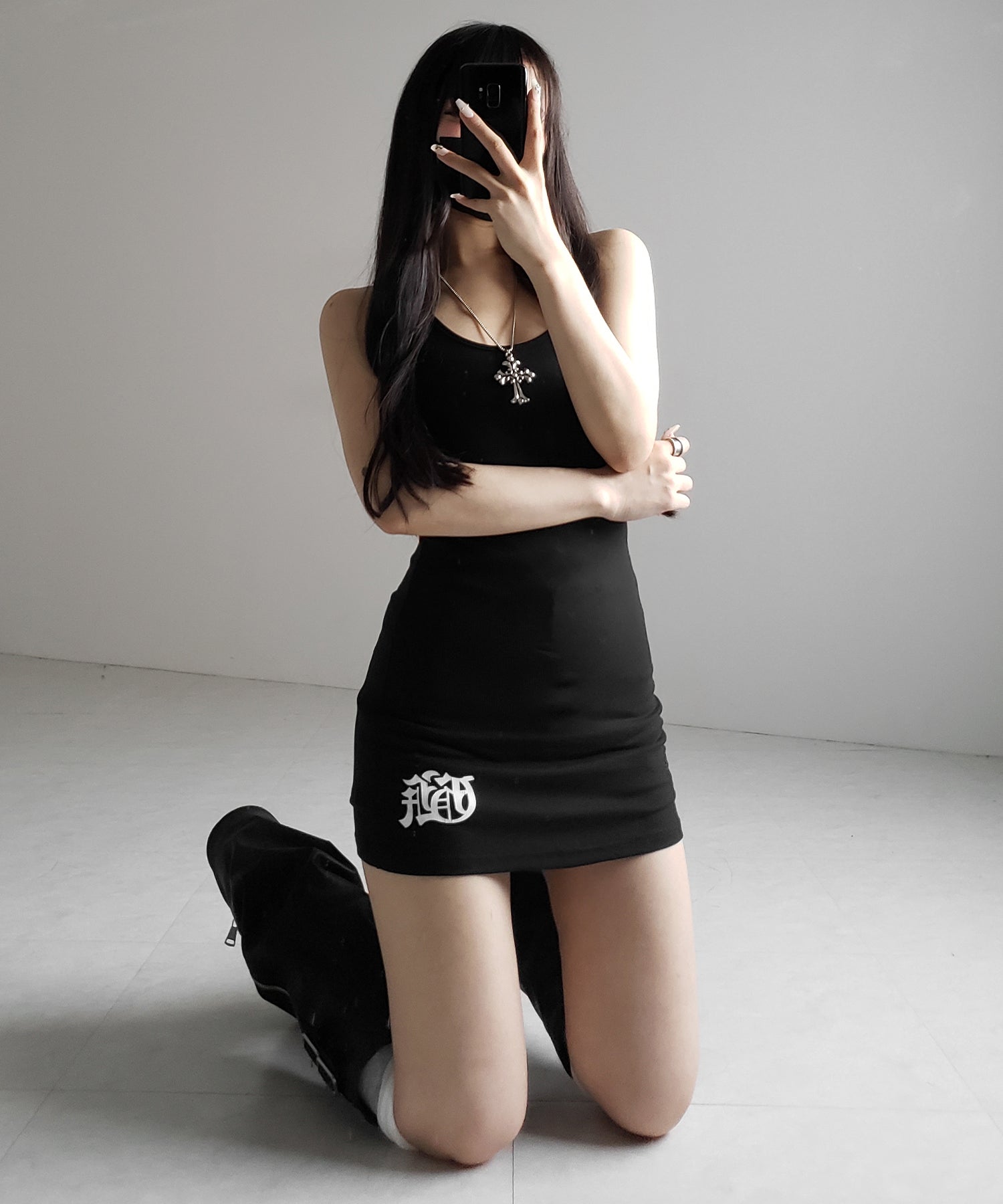 【 新色ピンク追加!】グランジロゴバッククロスタンクトップミニワンピ / grunge logo back cross tanktop mini onepiece