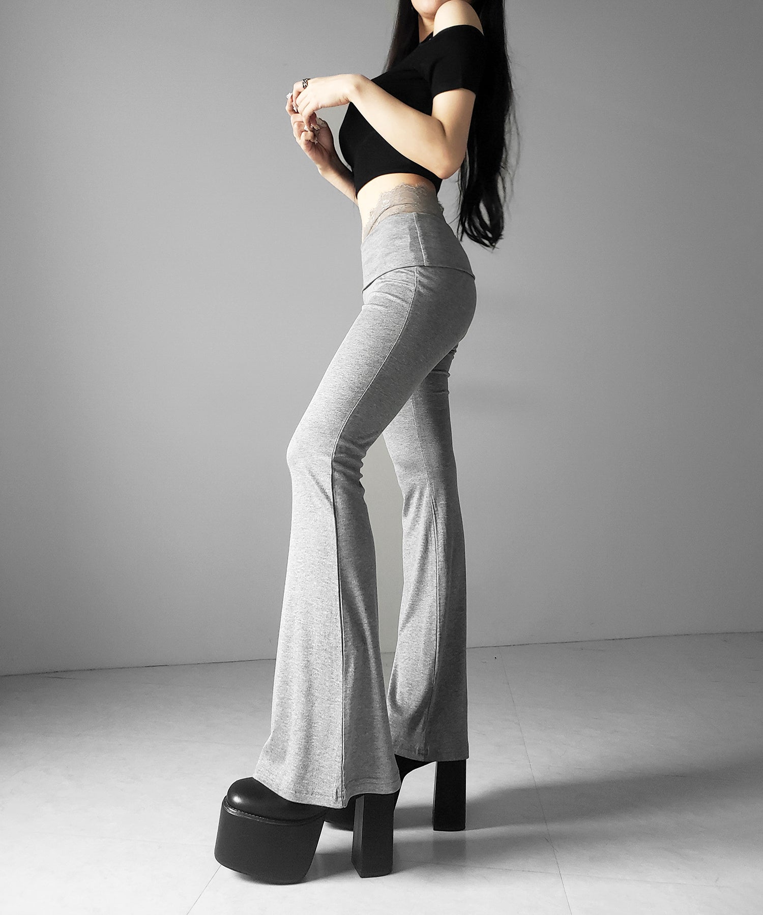 ウエストレーススリムドレープカットソーフレアパンツ / waist lace slim drape cutsew flare pants