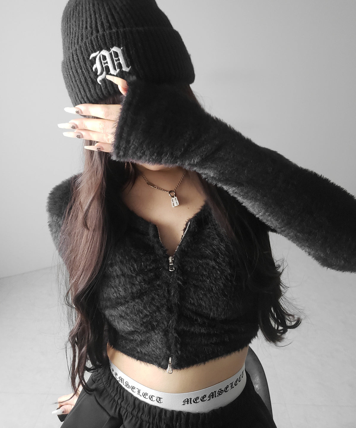 【 レイヤード可能 】グランジロゴインナーパンツ / grunge logo inner pants