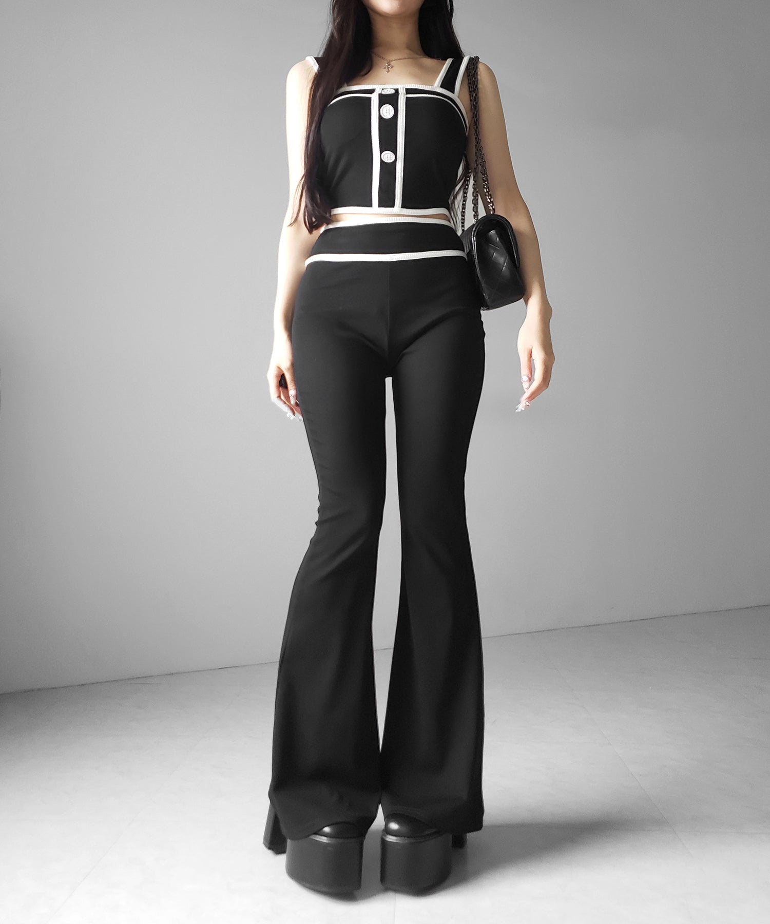 【 セットアップ】フロントボタンパイピングビスチェ+ フレアパンツ SET / 【 SETUP 】front button piping buister + flare pants SET