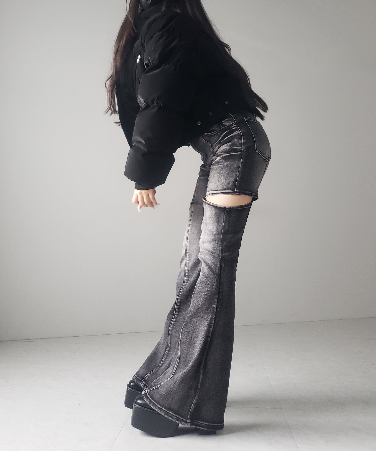 【 2color / 3size 】カットアウトヴィンテージストレッチフレアデニム / cutout vintage stretch flare denim