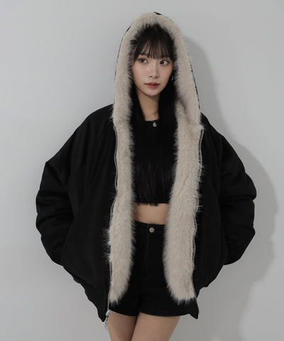 【 リバーシブル2WAY】ビッグフーディボリュームフェイクファーブルゾン / Reversible big hoodie volume fake fur blouson