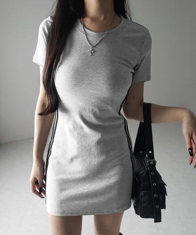 半袖サイドラインタイトミニワンピース / short sleeve side line tight mini onepiece