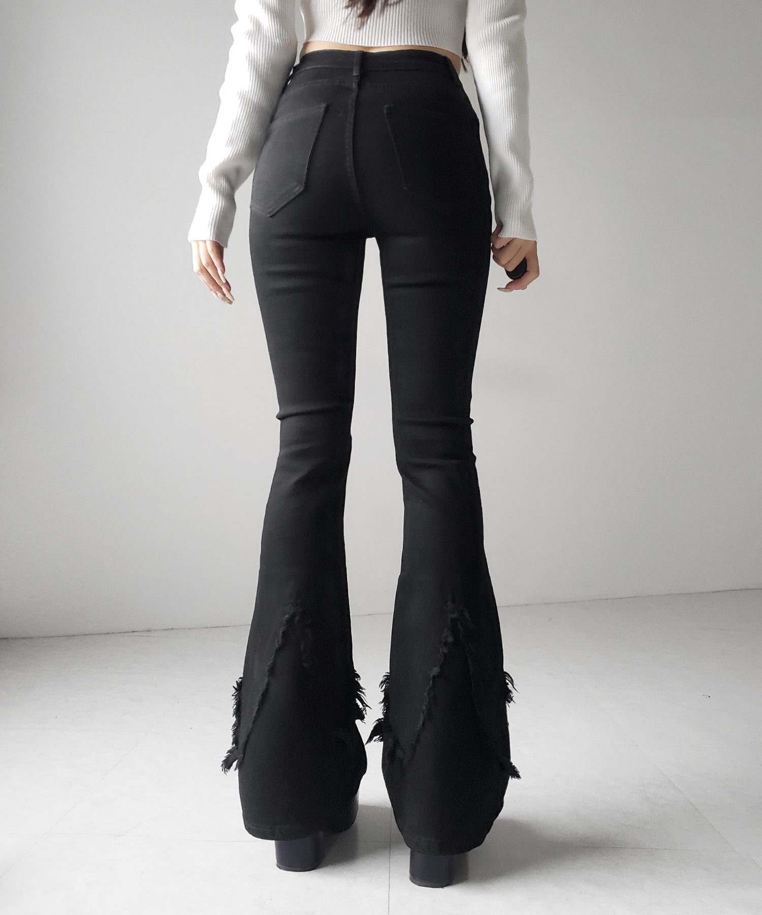 クロスデザインヴィンテージライクフリンジストレッチフレアデニム / cross design vintage-like fringe stretch flare denim