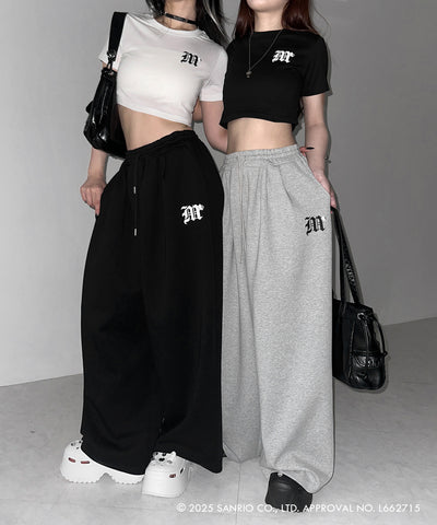 【 HELLO KITTY × me+em select 】ハローキティM LOGO ワイドスウェットパンツ / Hello Kitty M Logo wide sweatpants 【 セットアップ着用可能 】