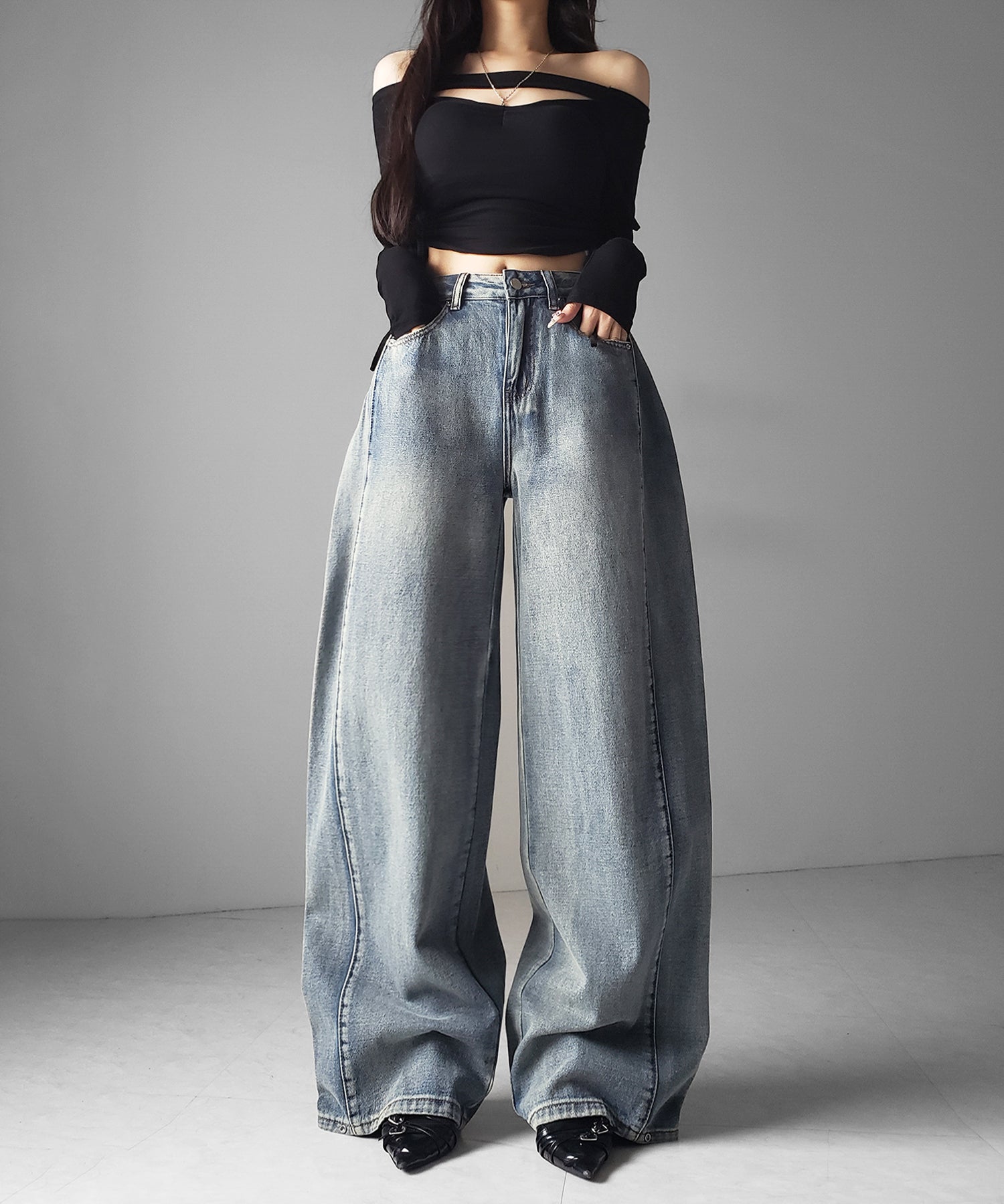 ヴィンテージライクウォッシュカーブワイドデニム / vintage like wash curve wide denim