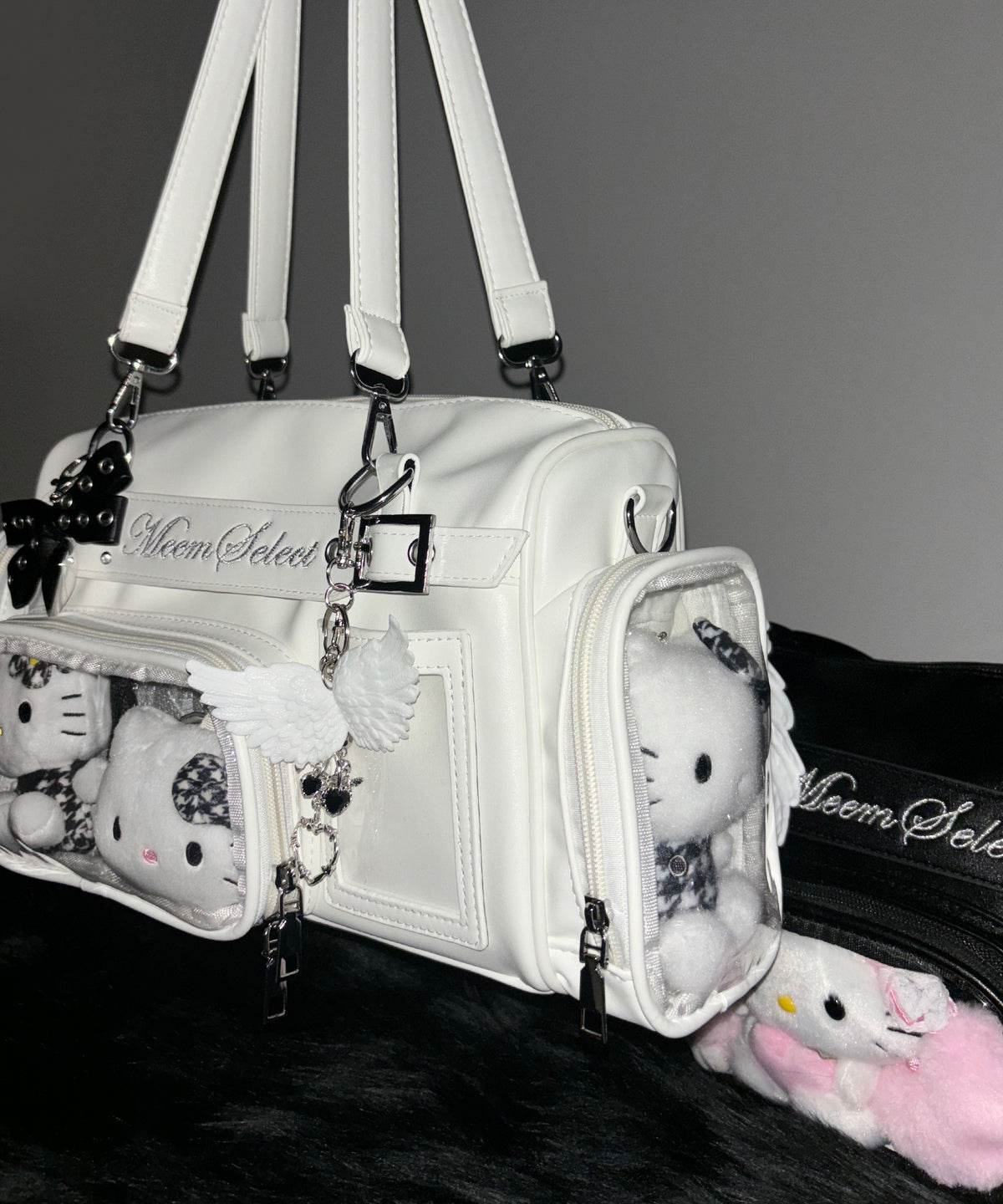 クリアポケット付きレタリング刺繍ショルダーバッグ / clear pocket lettering embroidery shoulder bag