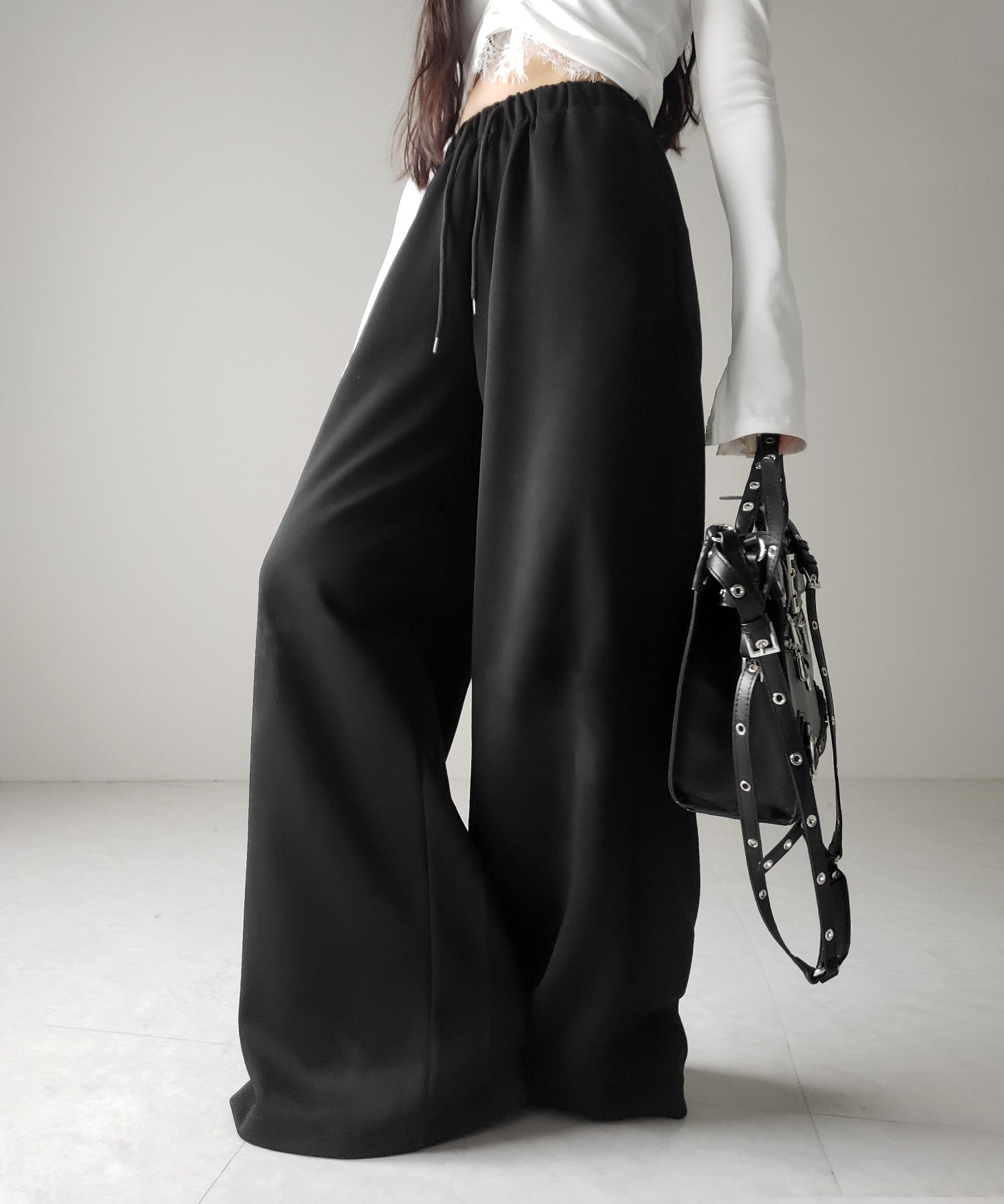 グランジロゴバックプリントスウェットワイドパンツ / grunge logo back print sweat wide pants