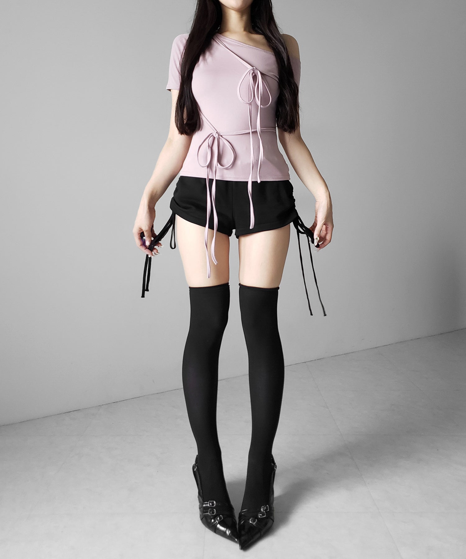 ストリングリボンスリムフィットTシャツ / string ribbon slim fit T-shirts