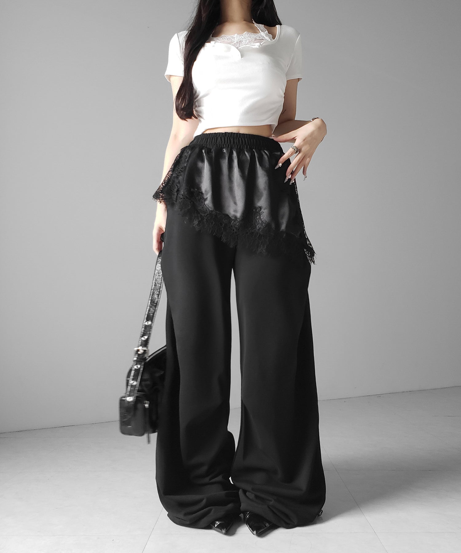 レースドッキングレイヤードスウェットワイドパンツ / lace docking layered sweat wide pants