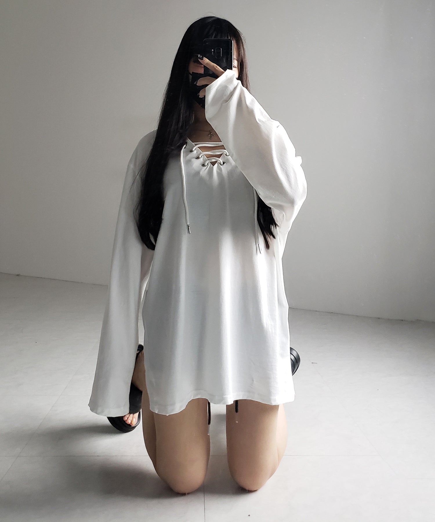 レースアップルーズシルエット長袖ビッグTシャツ / laceup loose silhouette long sleeve big T-shirt