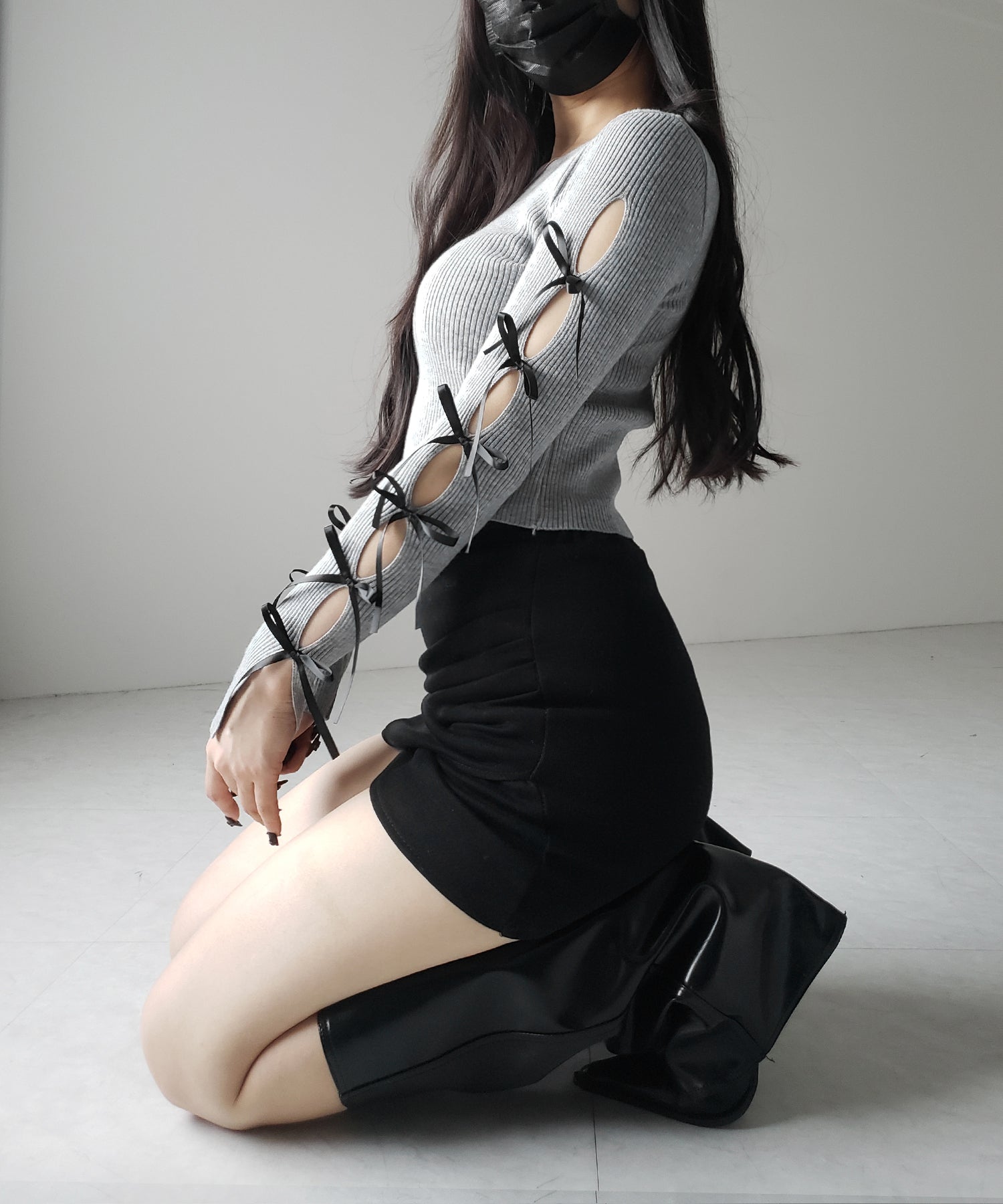 【 2color 】カットアウトリボンショートリブニット / cut out ribbon short rib knit