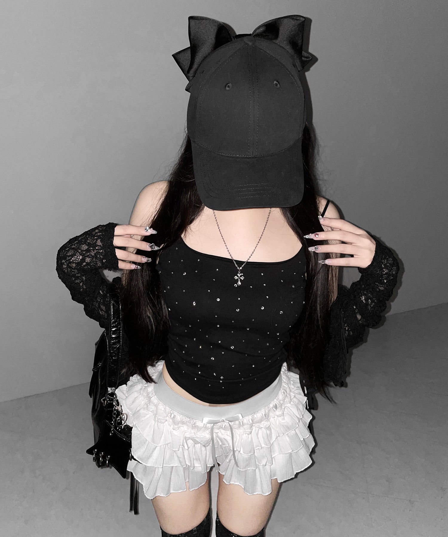 ラインストーンスクエアネックスリムキャミソール / Rhinestone square neck slim camisole