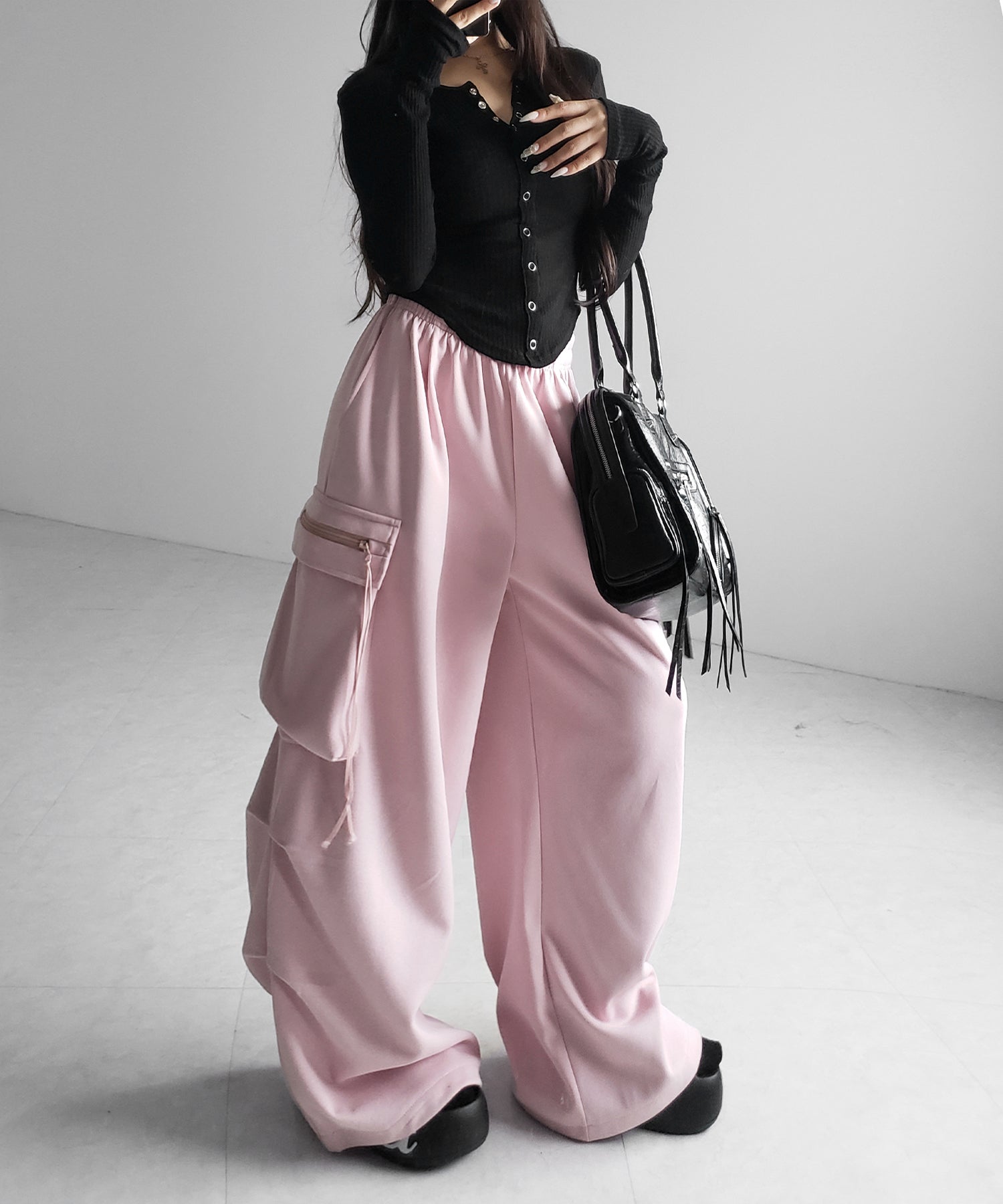 【 裾絞り可能2WAY 】ドローコードタックワイドカーゴスウェットパンツ / drawcord tuck wide cargo sweatpants