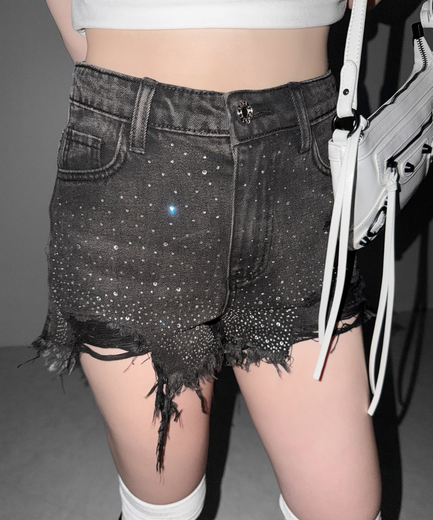 ラインストーンクラッシュダメージデニムショートパンツ/Rhinestone crash damage denim short pants