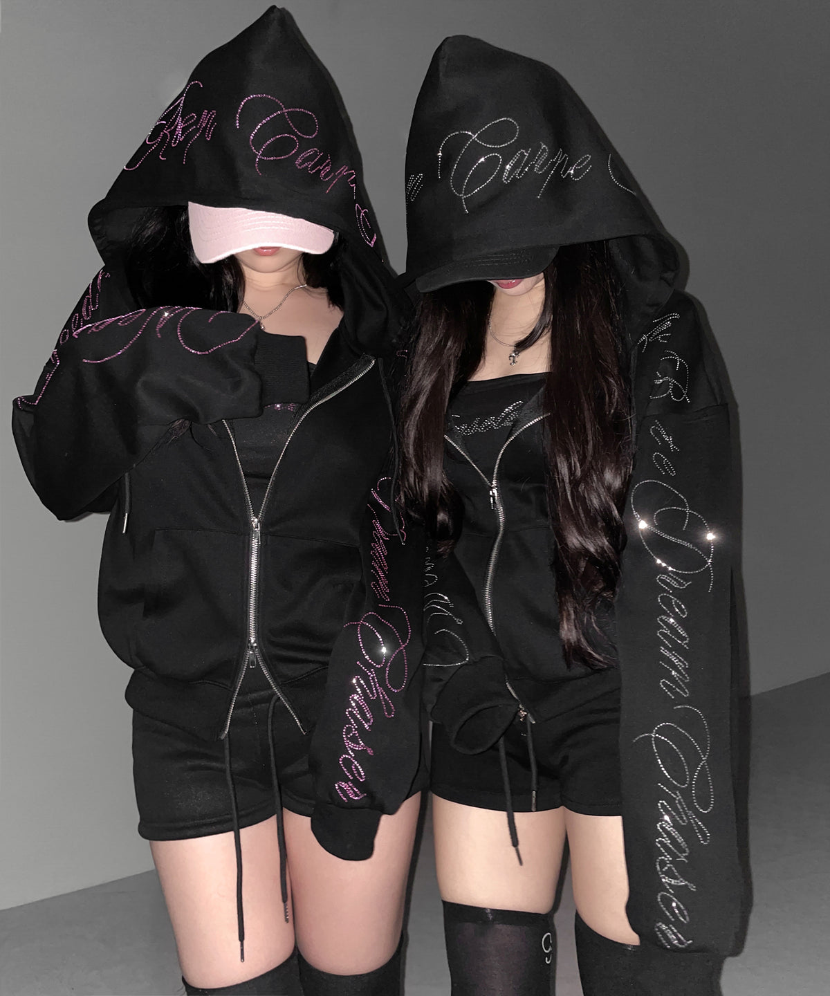 【 セットアップ可能 】ラインストーンロゴダブルジップパーカー / Rhine stone logo double zip hoodie