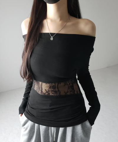 ウエストレースカットアウトオフショルトップス / waist lace cutout offshoulder tops