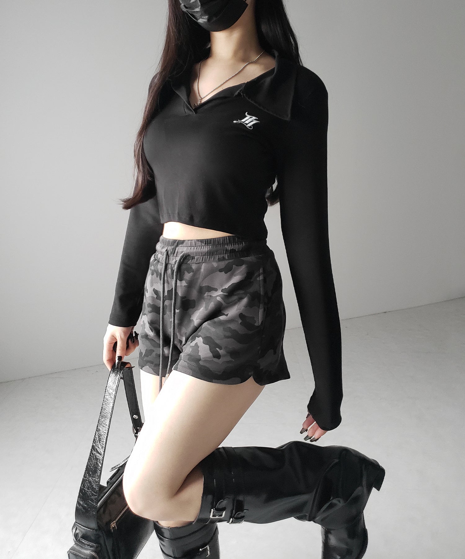 ヴィンテージカモフラタイトショートパンツ / Vintage camouflage tight short pants