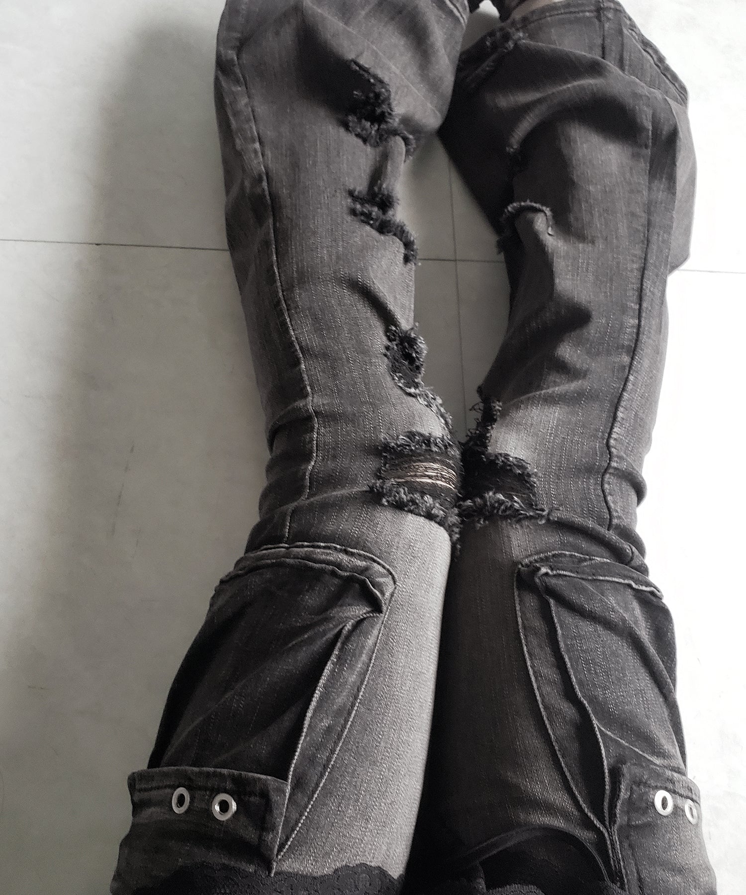 【 2color / 4size 】カーゴデザインヴィンテージライクダメージストレッチフレアデニム / cargo design vintage-like damage stretch flare denim