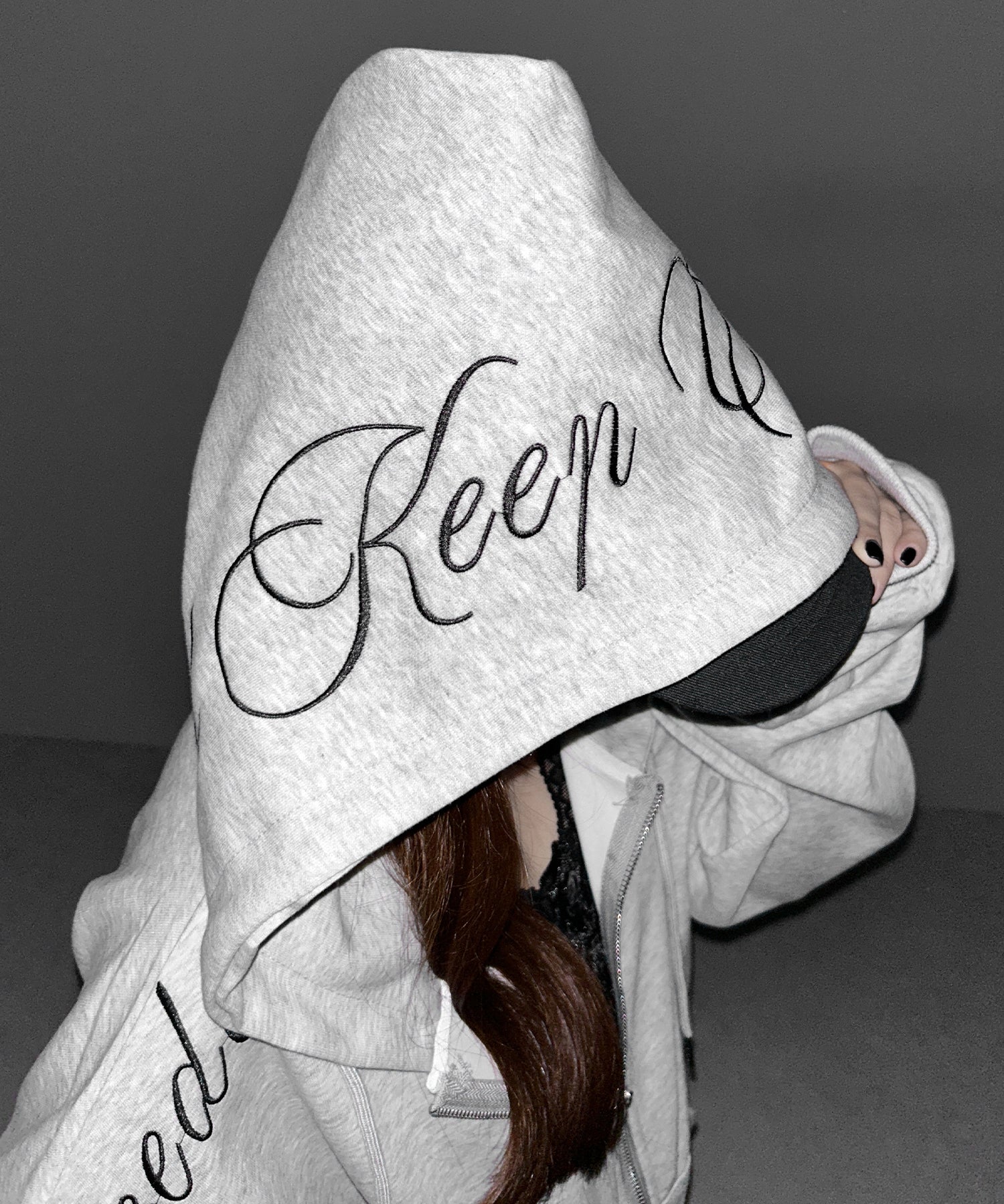 【 セットアップ 】レタリングロゴ刺繍ジップアップパーカー&ショートパンツ / lettering logo embroidery zip-up hoodie & short pants SETUP