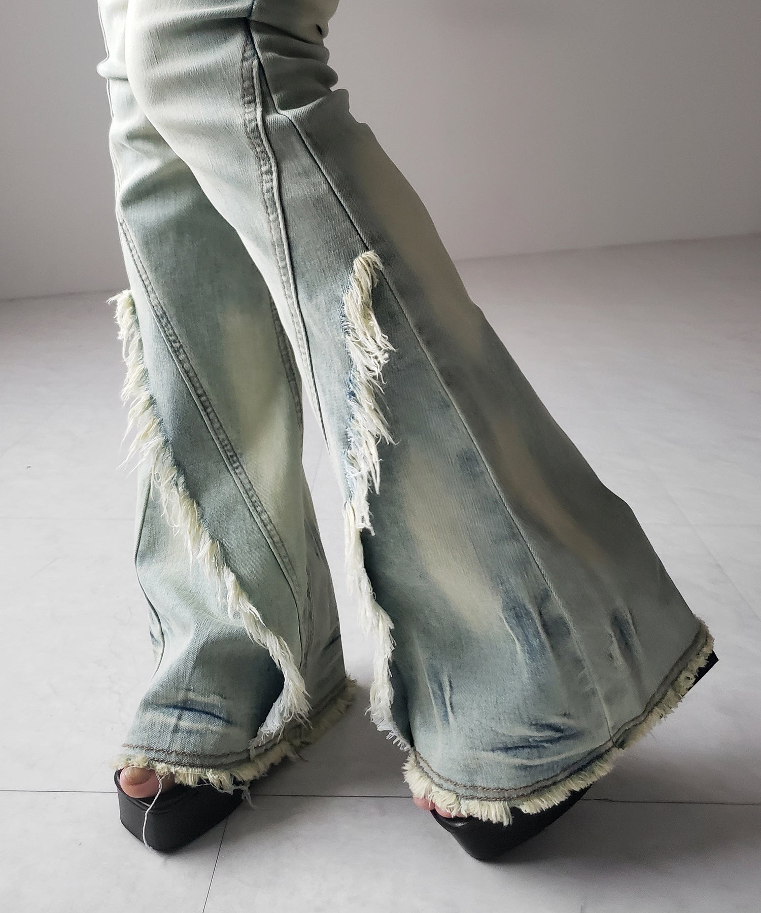 【 2color / 4size 】フリンジデザインヴィンテージライクストレッチフレアデニム / fringe design vintage-like stretch flare denim