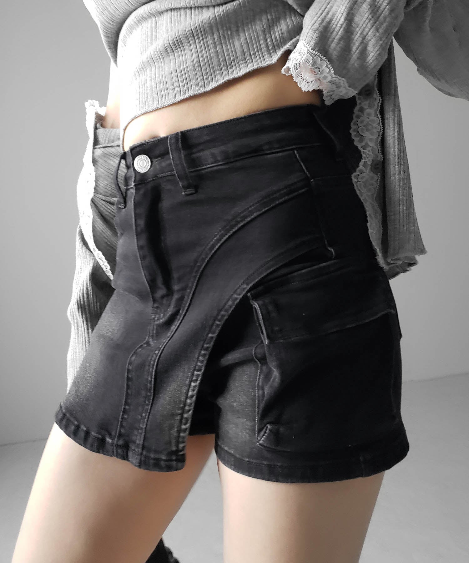 カーゴポケットレイヤードデニムミニスカパン / cargo pocket layered denim mini skirt pants