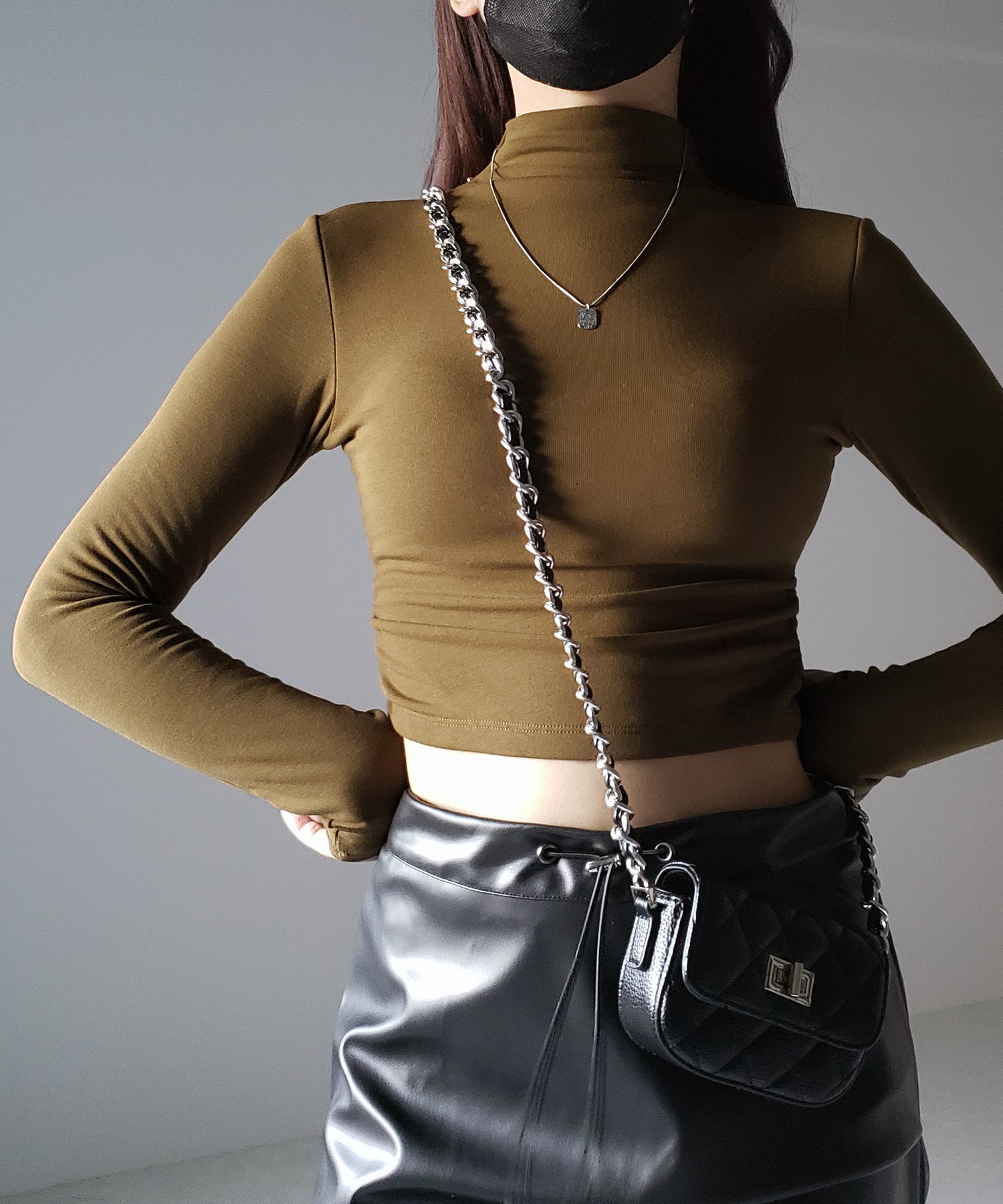 【 カップ付き / 裏起毛 】プチハイネックシャーリングショートカットソートップス