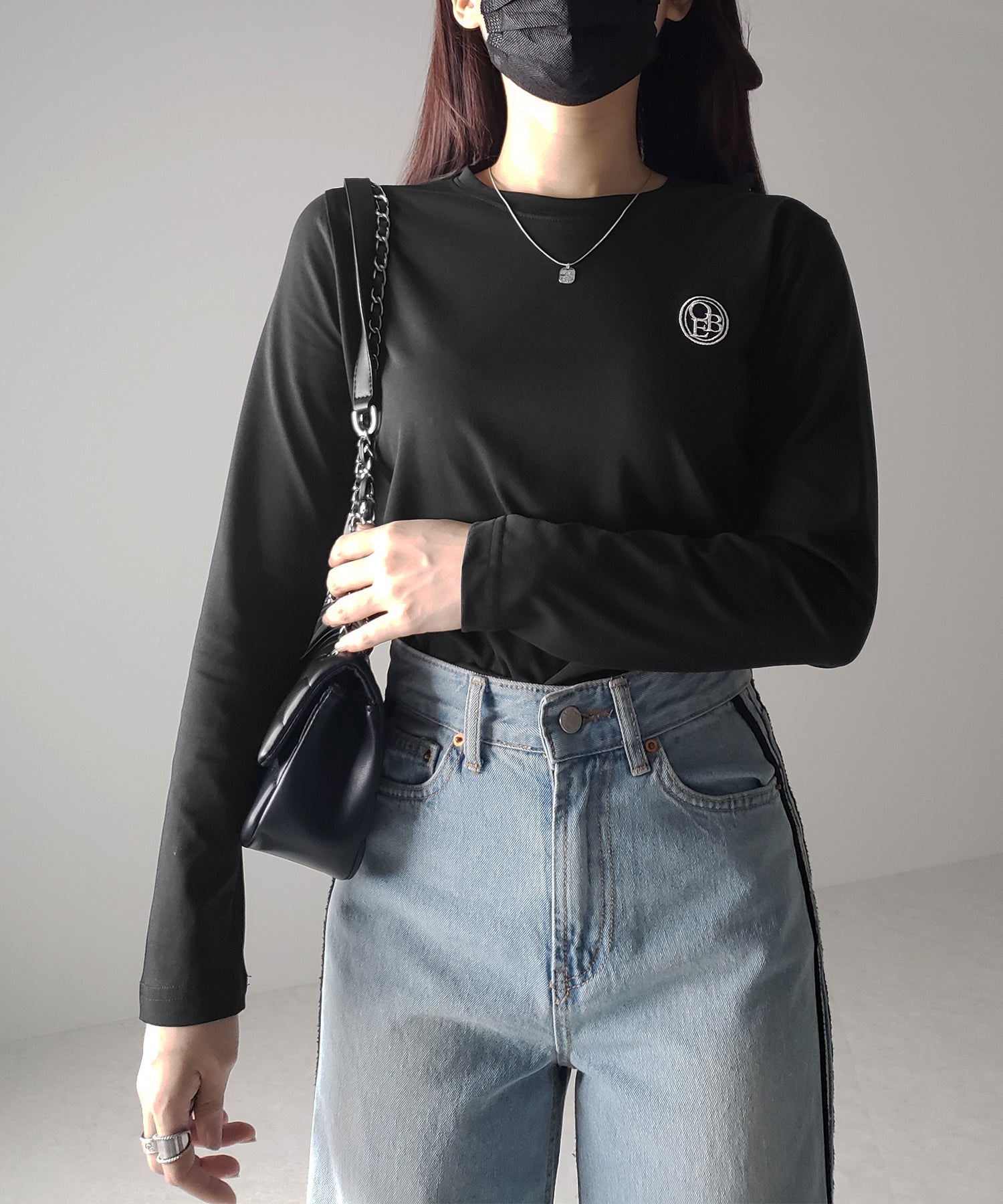 OBE刺繍 ミニロゴ長袖Tシャツ【 韓国製 】