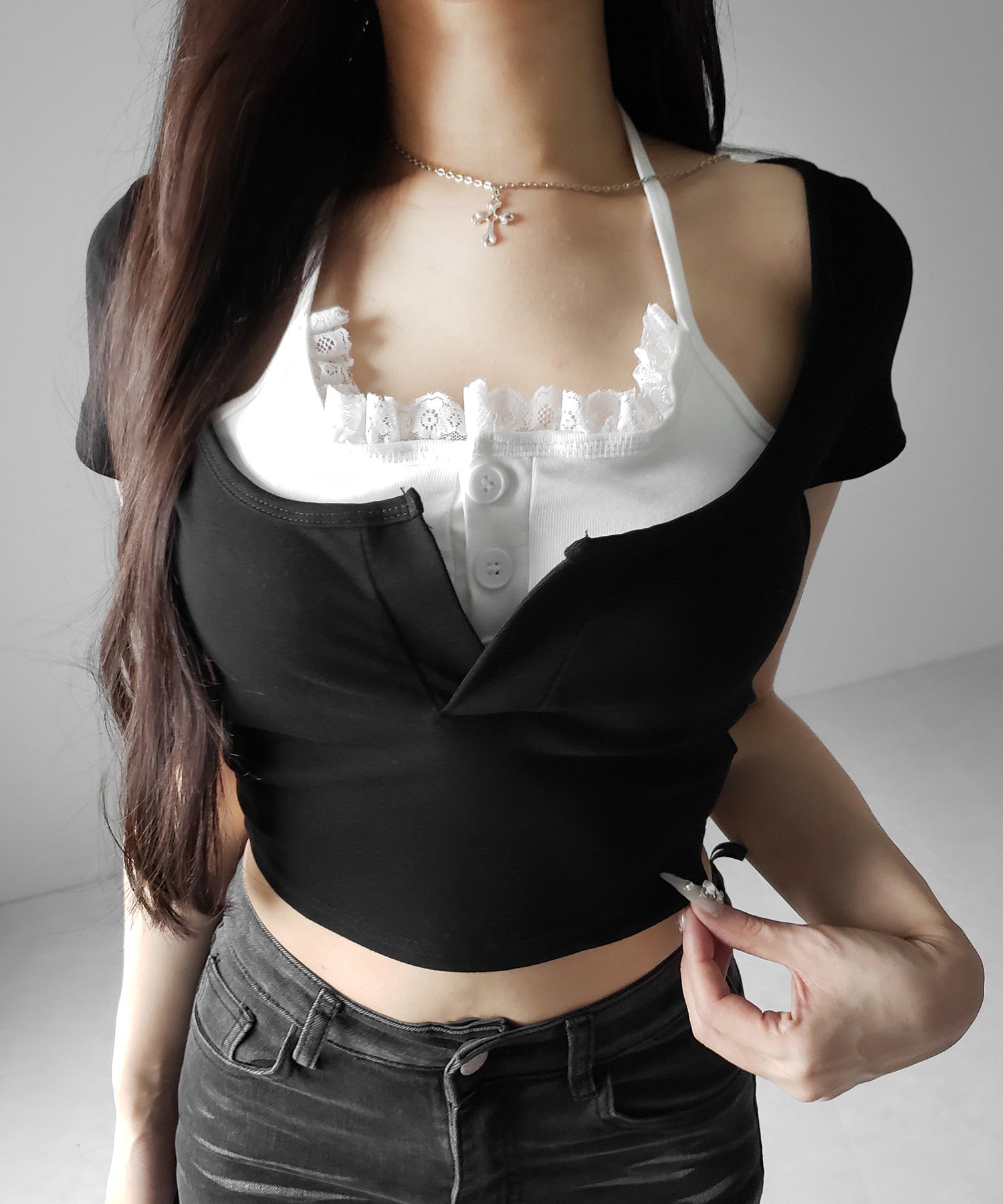 レースレイヤードドッキングスクエアネックTシャツ / Lace layered docking square neck T-shirt