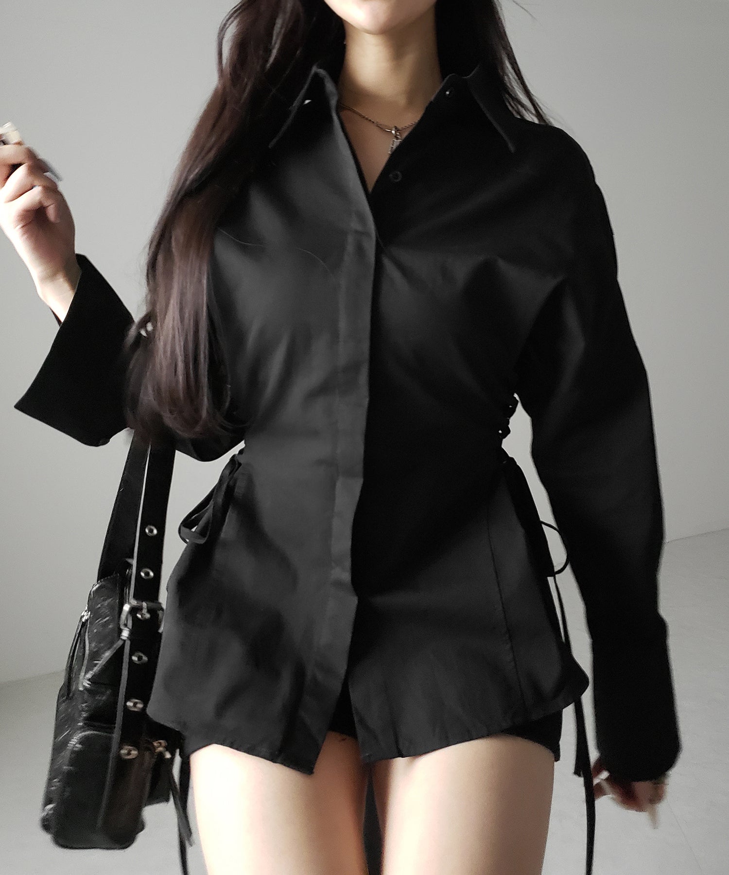レースアップサイドリボンスリムラインシャツ / lace up side ribbon slim line shirt