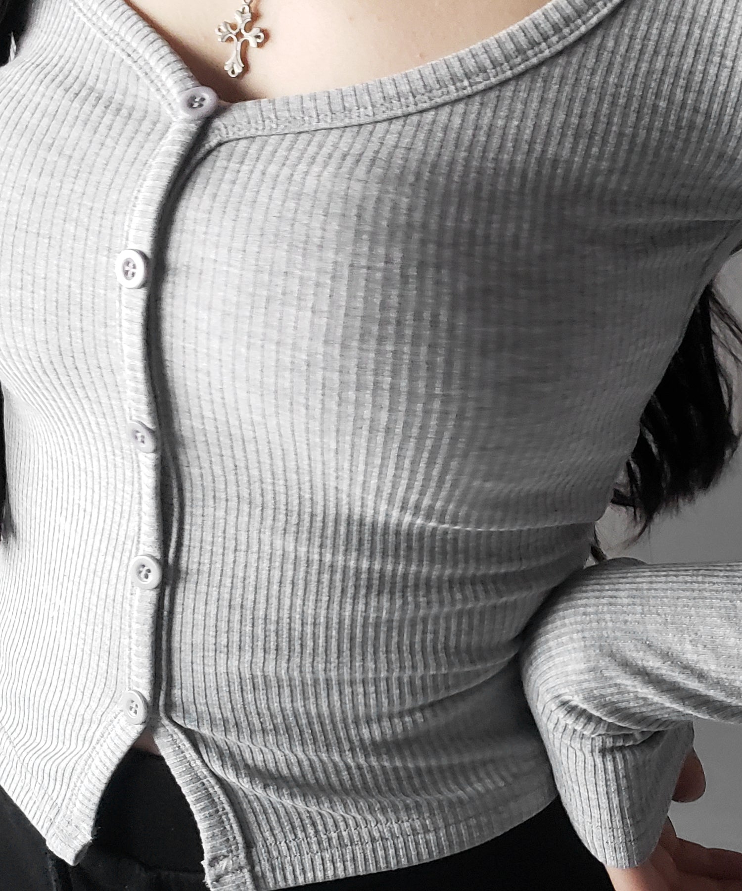 【 裏微起毛 】フロントボタンタイトリブカットソートップス / front button tight ribbed cutsew tops