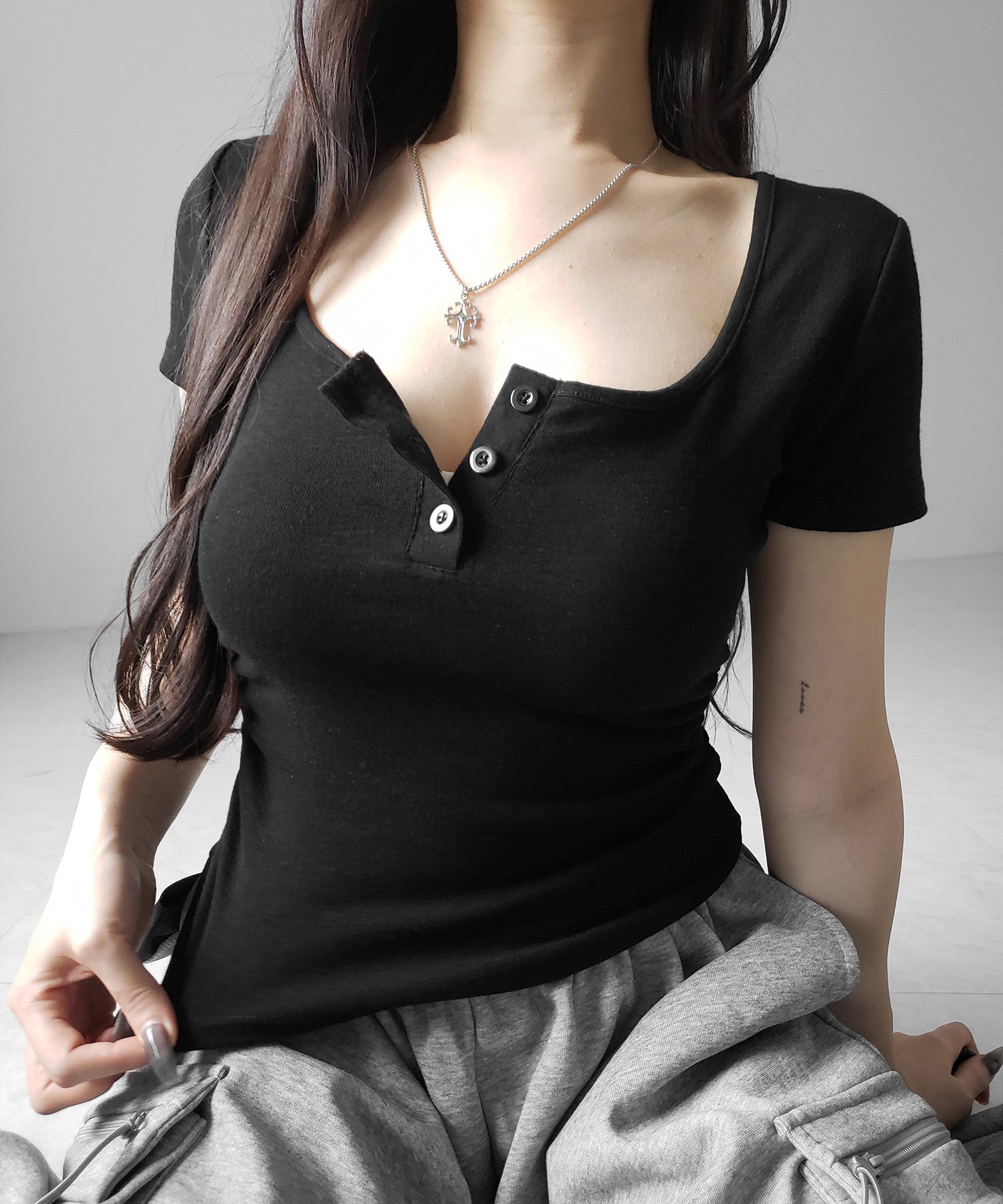 ヘンリーネックスクエアギャザー半袖Tシャツ /henley neck square gather short sleeve T-Shirt