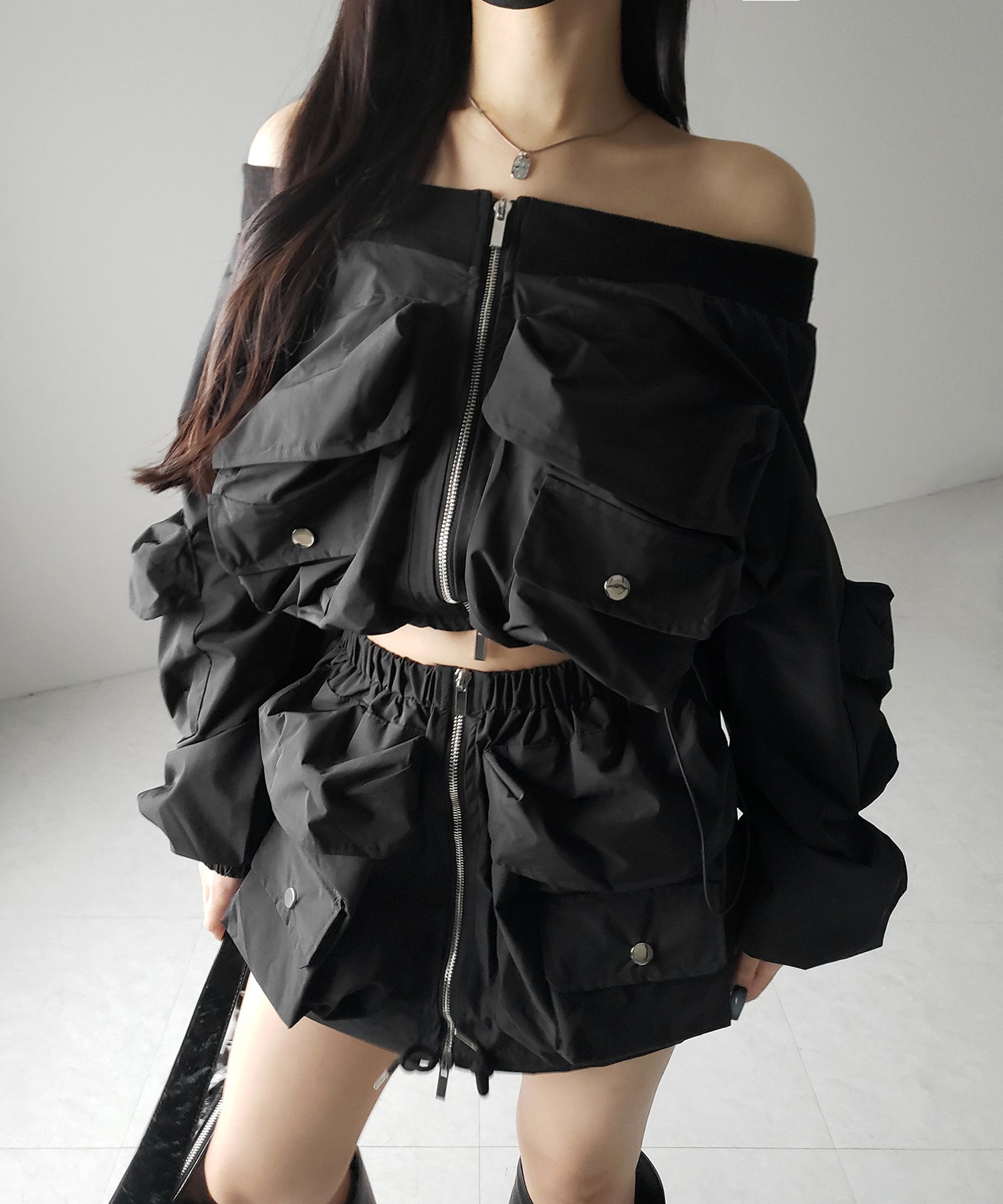 【 セットアップ 】アウトポケットオフショルカーゴブルゾン & ダブルジップカーゴミニスカート SET / out pocket off shoulder cargo blouson & double zip cargo mini skirt SET