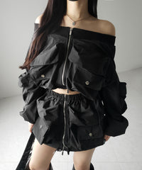 FREE / BLACK